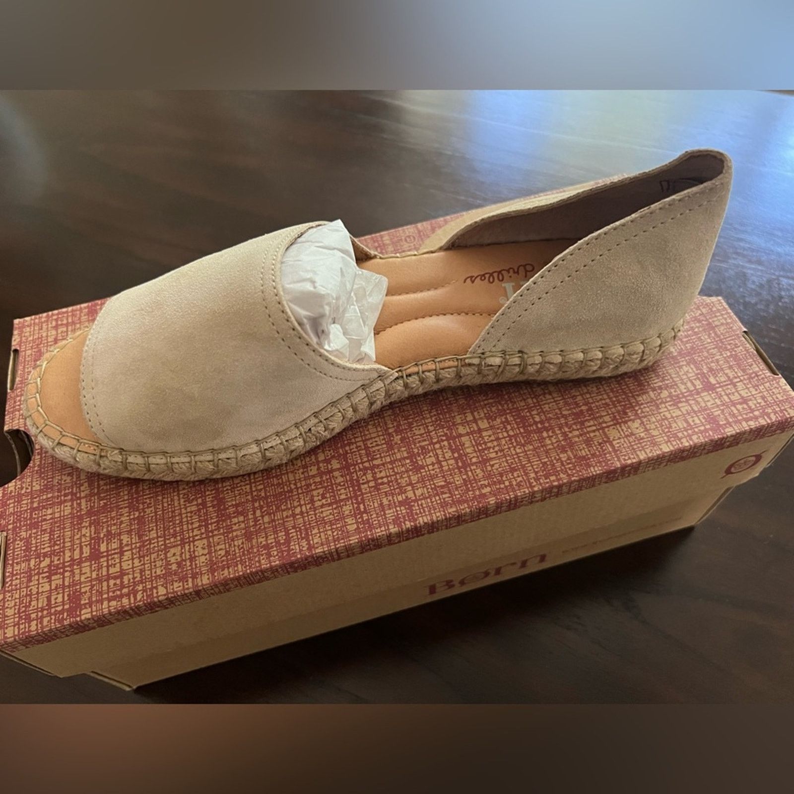 Born 🎉LAST PIECE🎉 BORN Suede Seak Comfort Sandals Size US 9.5 / IT 39.5 - 2 Thumbnail