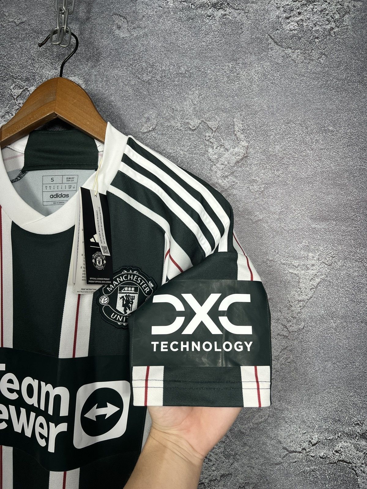 Adidas New Adidas #18 Casemiro Manchester United2023/24 Away Jersey Size US S / EU 44-46 / 1 - 11 Thumbnail