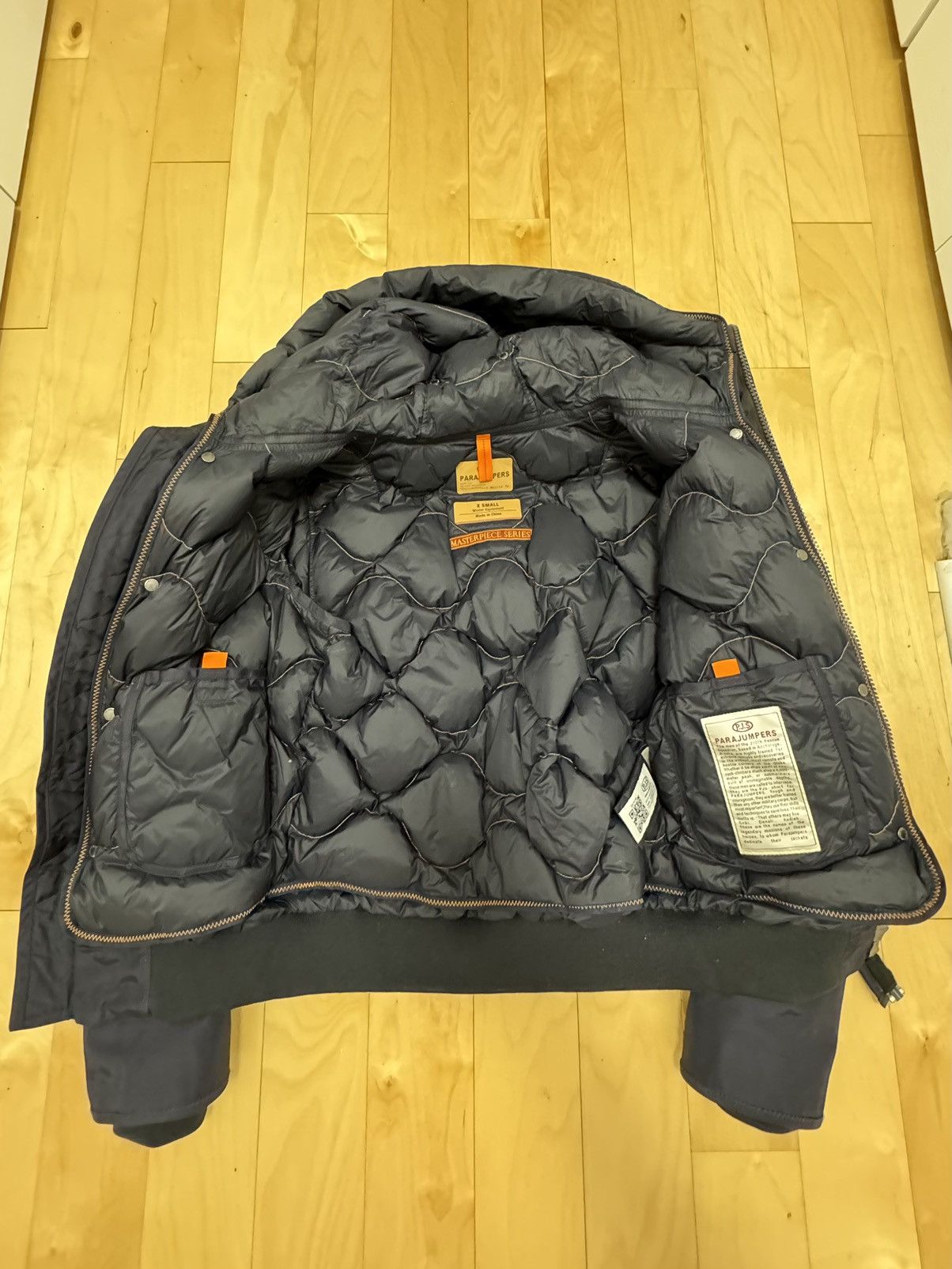 Parajumpers GOBI - HOODED BOMBER (L) Size US L / EU 52-54 / 3 - 2 Thumbnail