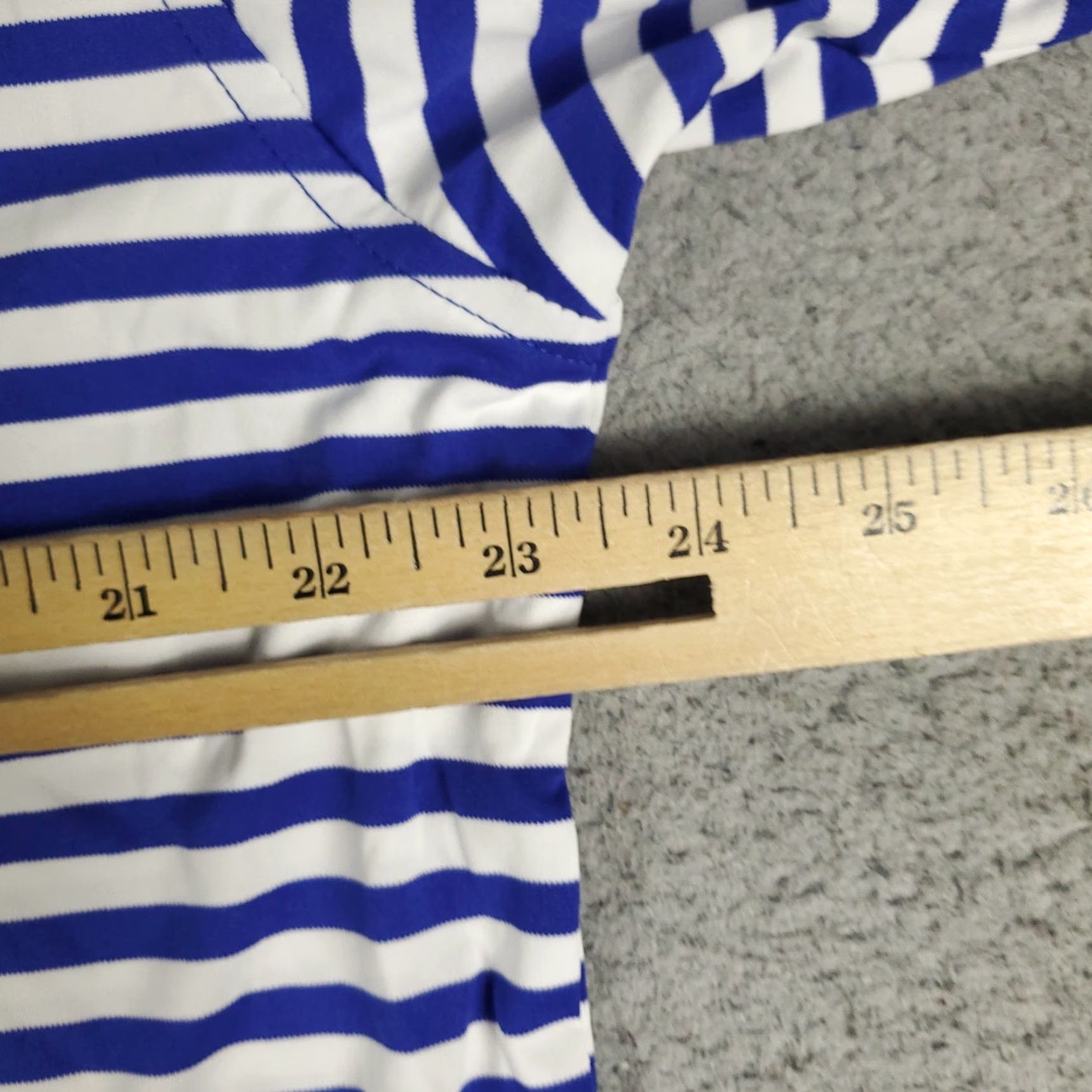 Peter Millar Peter Millar Polo Shirt Mens L Blue Striped Featherweight Golf Short Sleeve Size US L / EU 52-54 / 3 - 6 Thumbnail