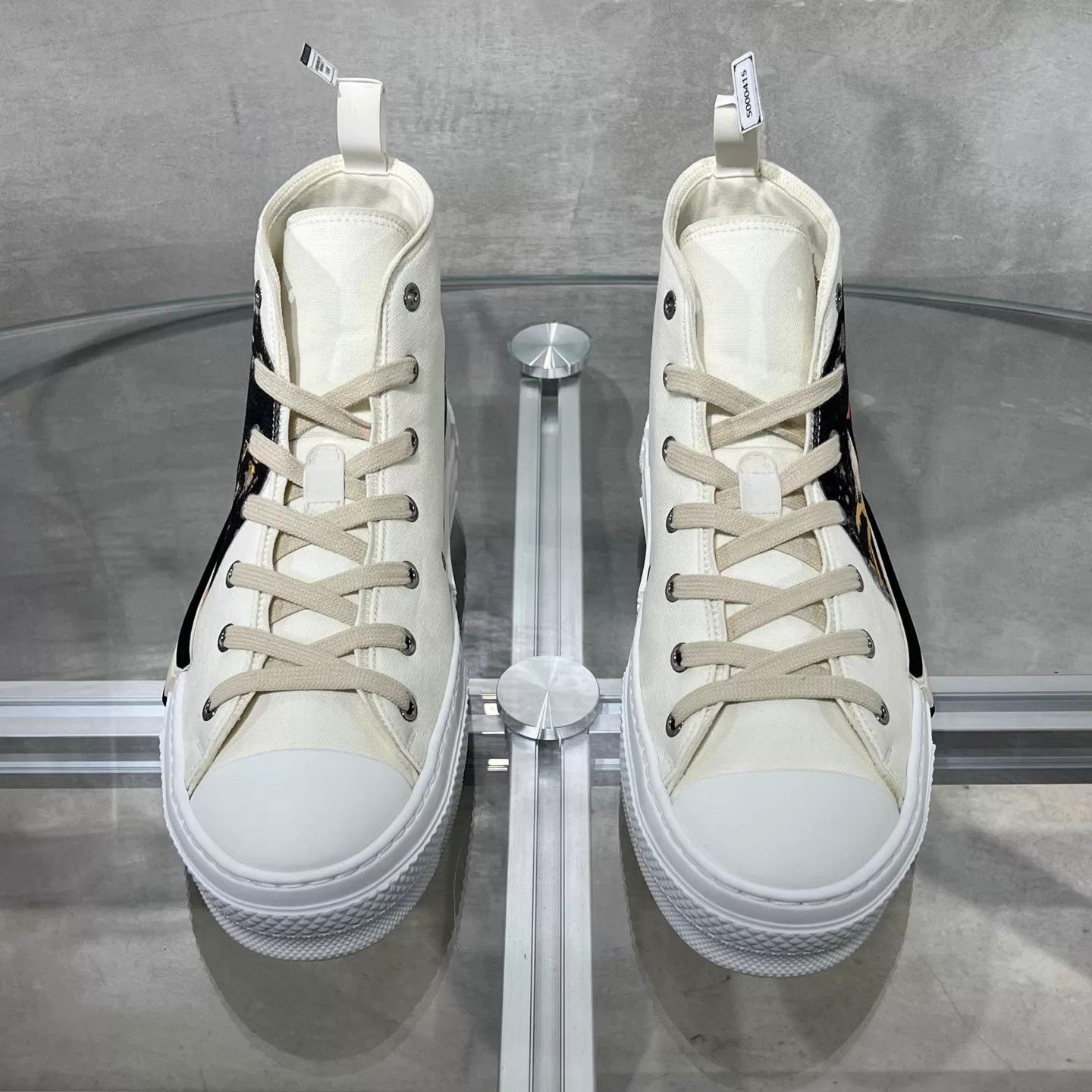 Dior Dior B23 Graffiti High Top White Sneakers 41.5 Size US 8.5 / EU 41-42 - 1 Thumbnail