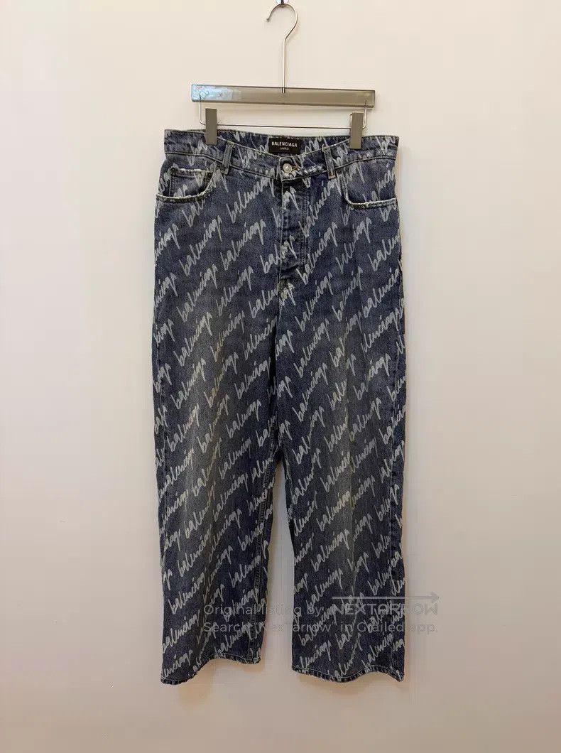 Balenciaga Balenciaga size S Logo Full Print Buttoned Loose Fit Mid-R Size US 27 - 1 Thumbnail