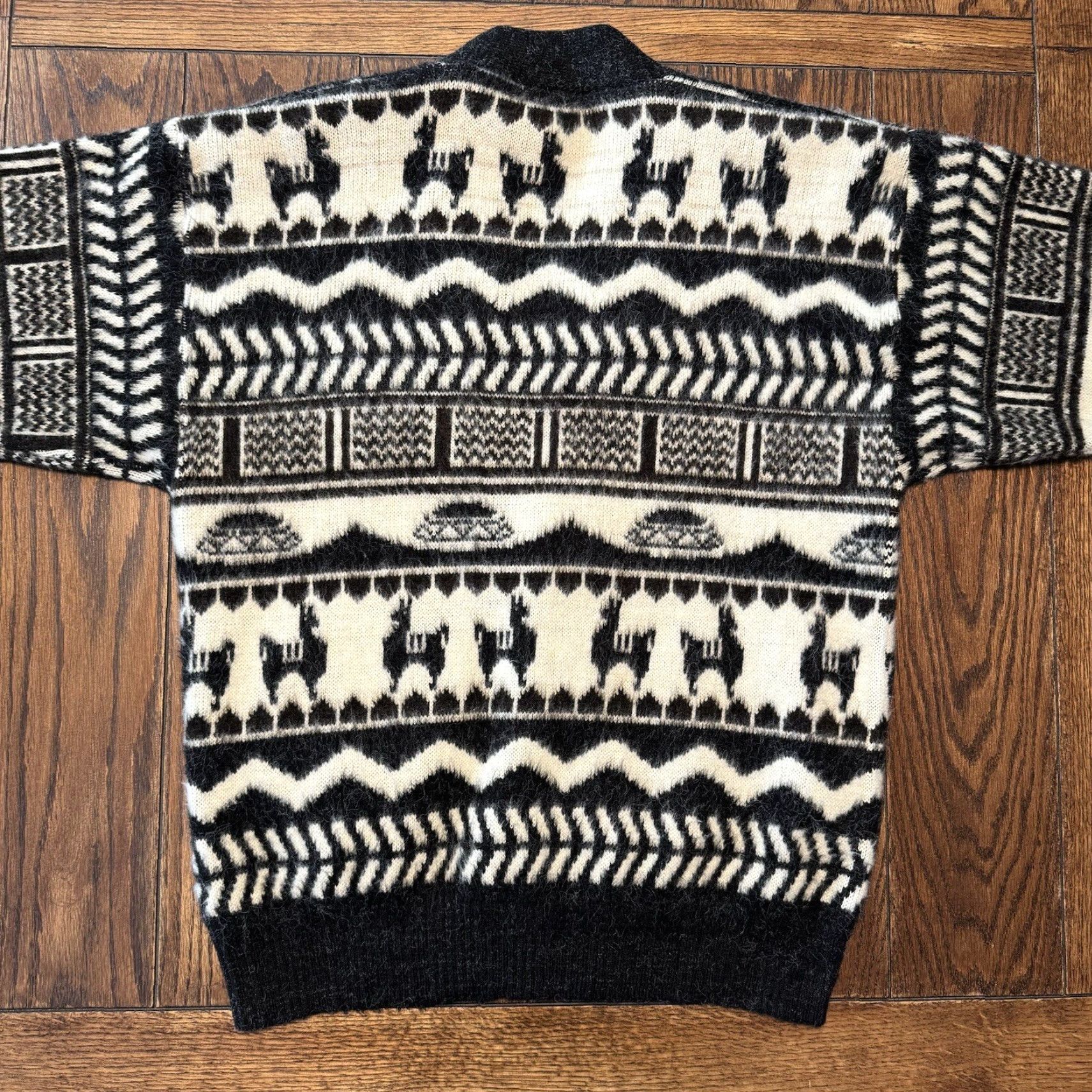 Vintage VINTAGE Tejidos Ruminahui Alpaca Jacket Cardigan Women’s XL Black White Design Size XL / US 12-14 / IT 48-50 - 7 Thumbnail