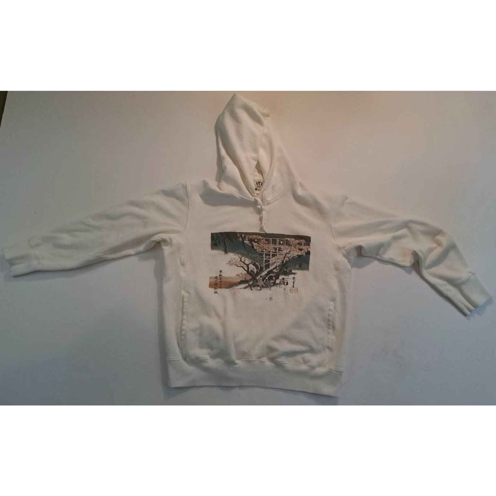Uniqlo VINTAGE Uniqlo Sweatshirt Hoodie Pullover White L Men Art Museum of Fine Arts Boston UT Size US L / EU 52-54 / 3 - 2 Thumbnail