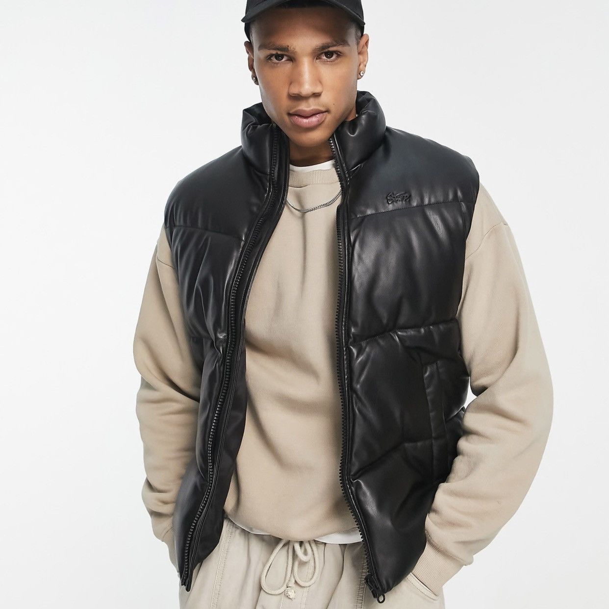 Asos ASOS Faux Leather Puffer Vest Size US XS / EU 42 / 0 - 6 Thumbnail
