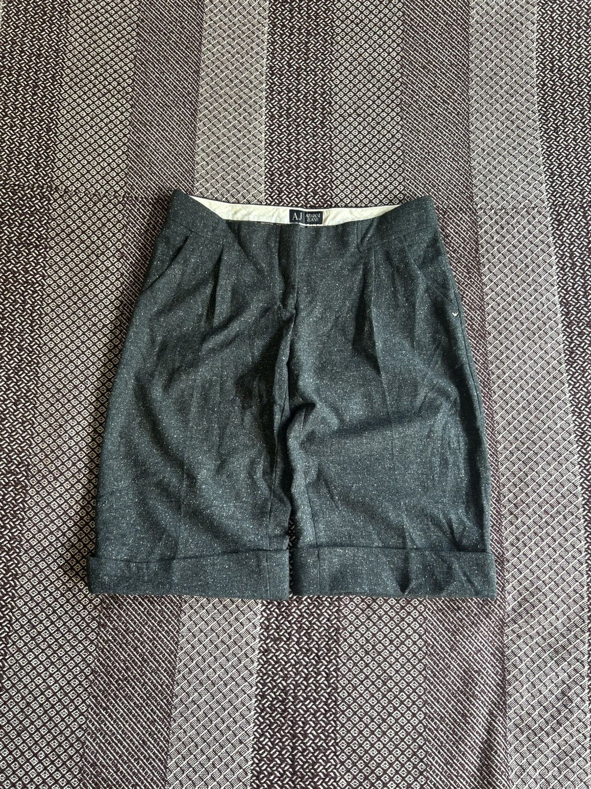 Armani Vintage Women Shorts Armani Jeans Luxury Item Streetwear Size 28" / US 6 / IT 42 - 1 Thumbnail