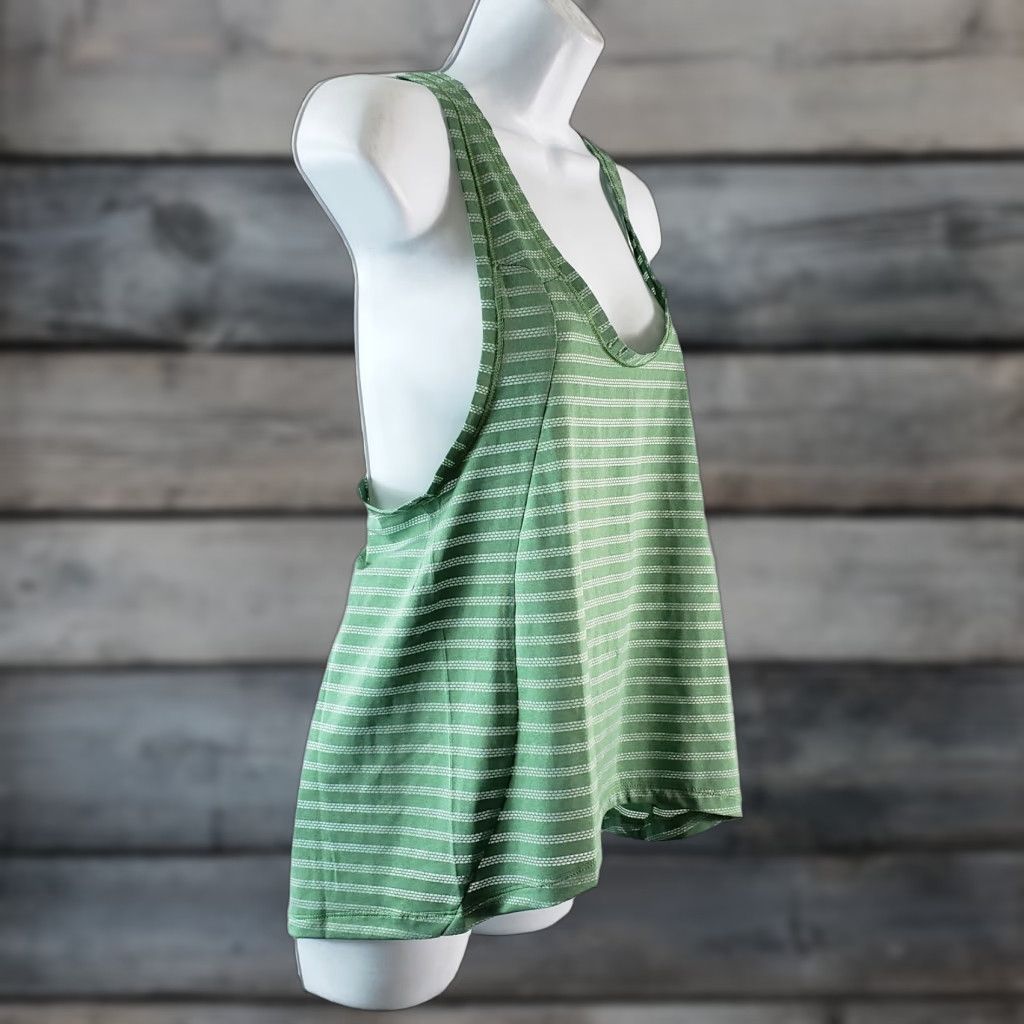 Vintage Zyia Womens Nimbus Split Back Tank Sz Small Green Striped Scoop Neck (Activewear) Tank Women Small Green Zyia Split Back Tank Size ONE SIZE - 1 Thumbnail