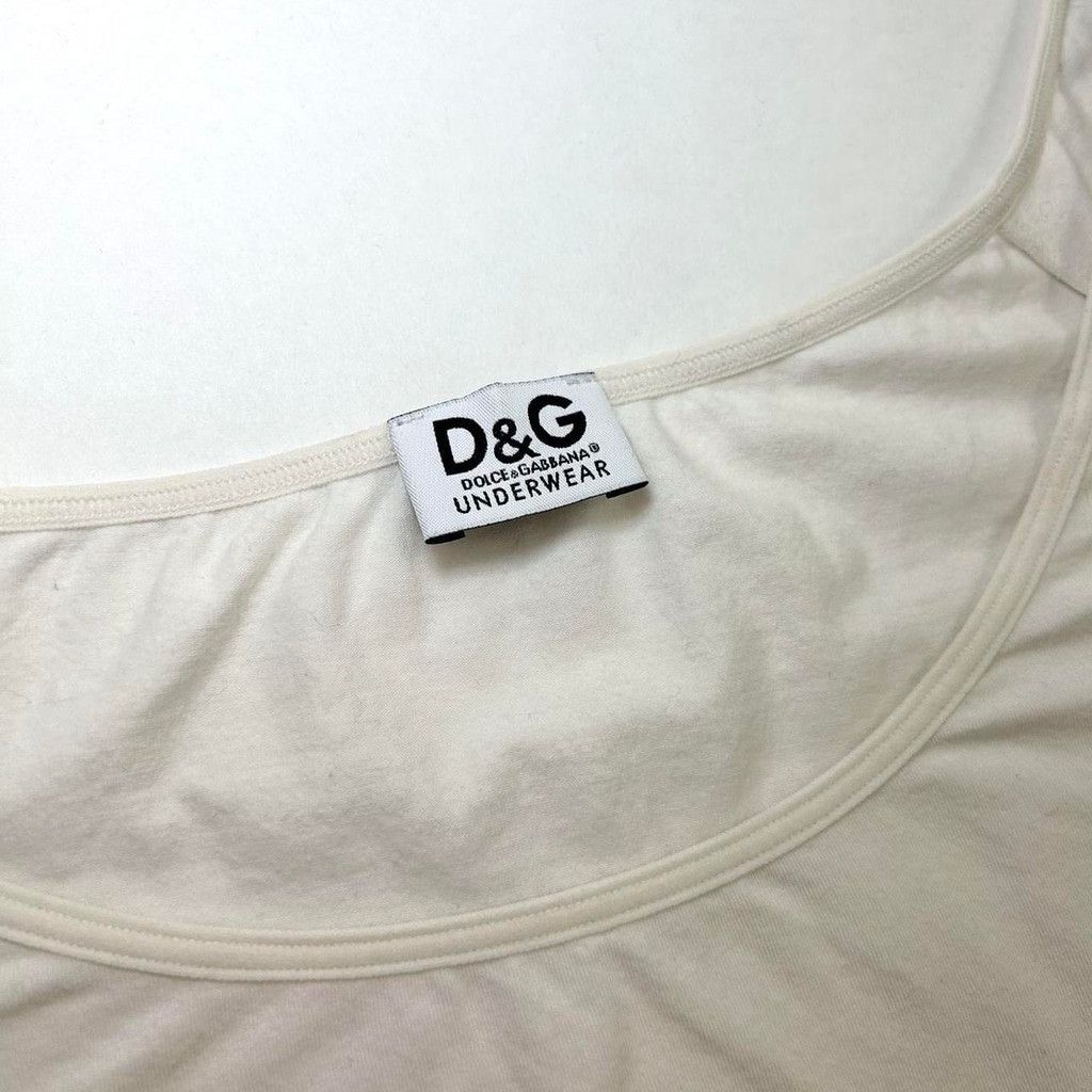 Dolce & Gabbana y2k D&G white short sleeve top, black thin logo trim Size XS / US 0-2 / IT 36-38 - 3 Thumbnail