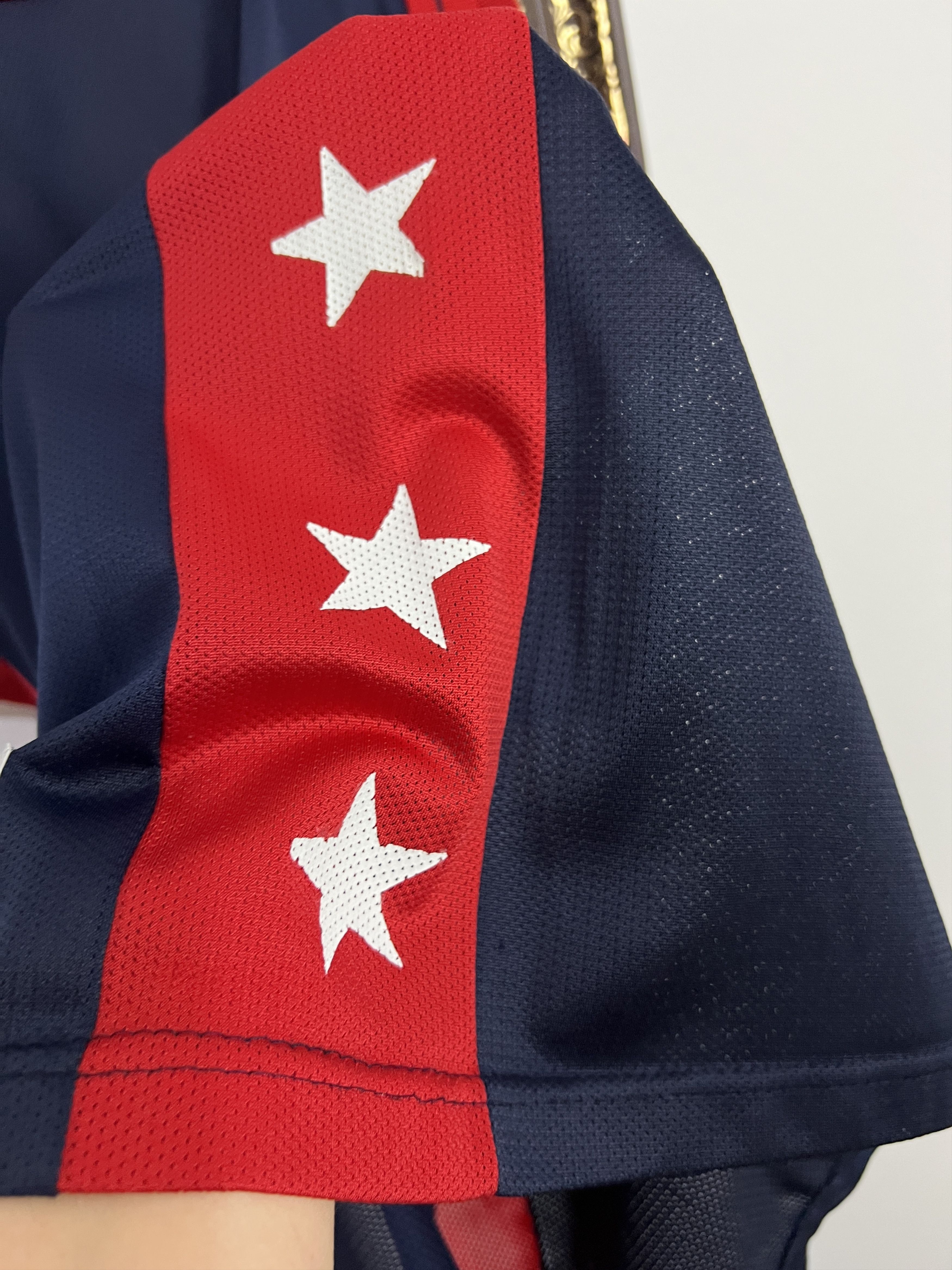 Champion Vintage 90's USA National Team NBA Basketball Jersey Trikot Size US M / EU 48-50 / 2 - 5 Thumbnail