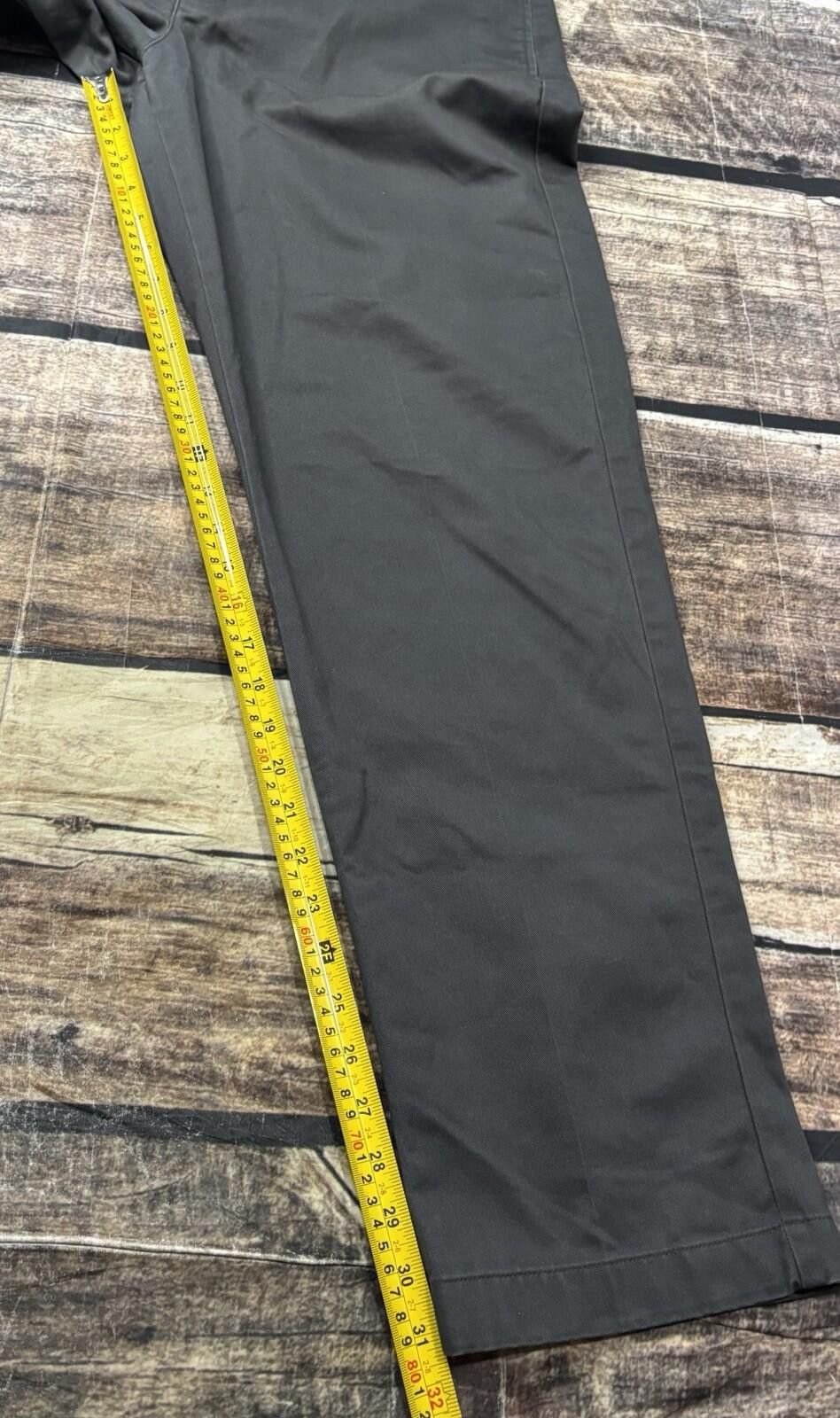 L.L. Bean LL Bean Pants Mens 35x32 Chino Cotton Green Straight Leg Size US 35 - 9 Thumbnail