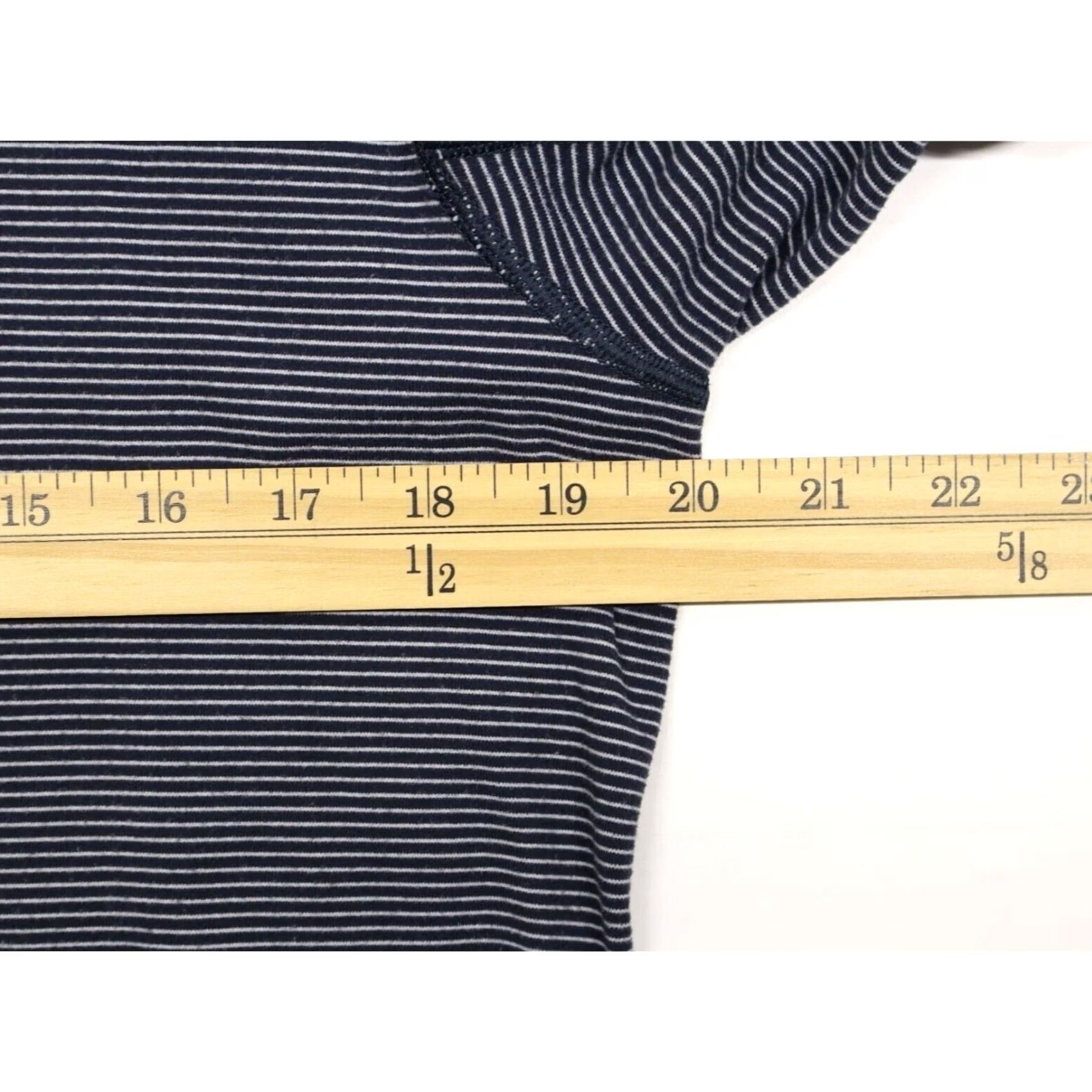 Lululemon Lululemon Speed Long Sleeve Shirt Mens Stripe Black/Silver Smooth M Size US M / EU 48-50 / 2 - 4 Thumbnail