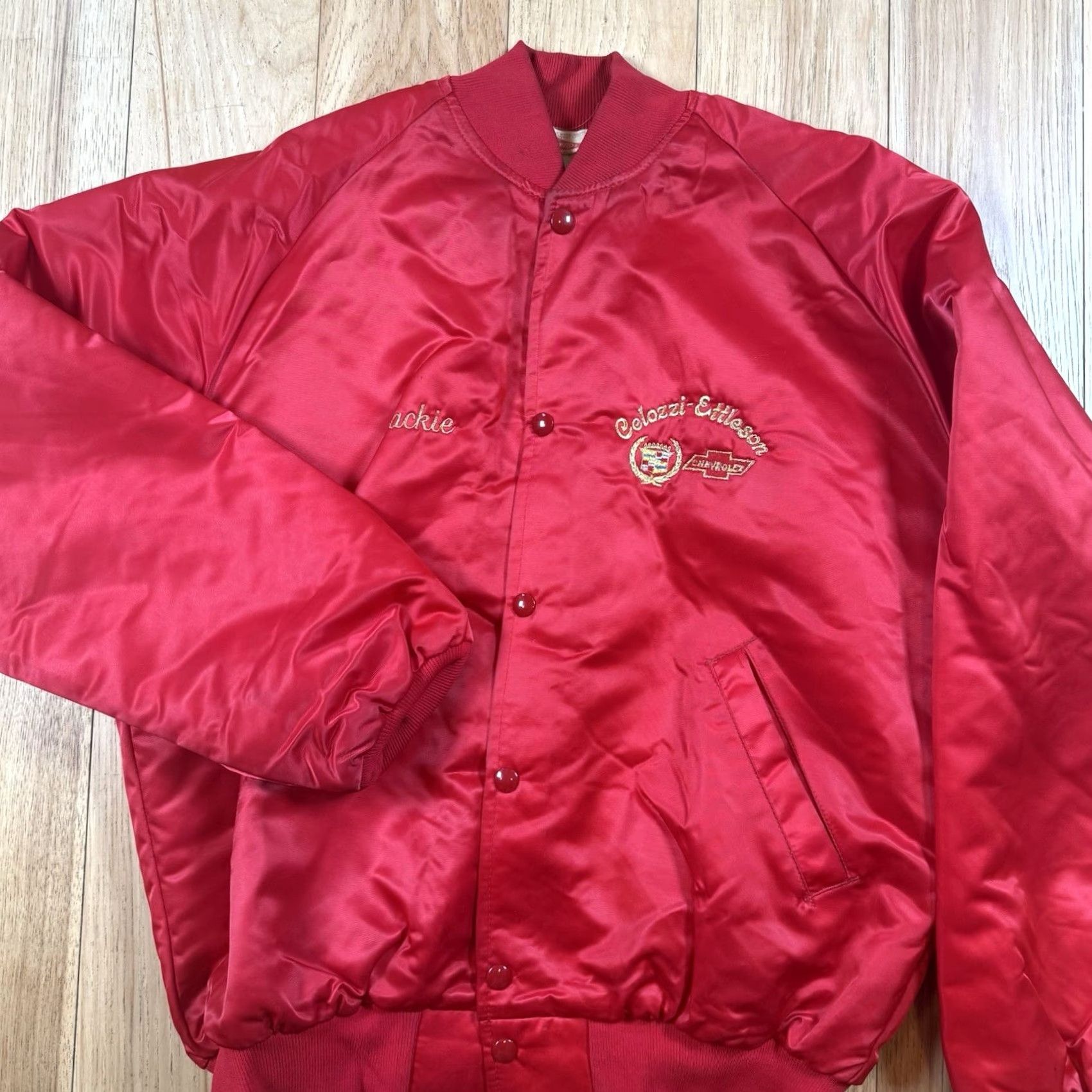 Vintage VINTAGE VTG Art Cadillac Chevy Satin Bomber Jacket Mens Medium Red Button Jacket Mens Red Satin Bomber Art Cadillac Chevy Size US M / EU 48-50 / 2 - 3 Thumbnail