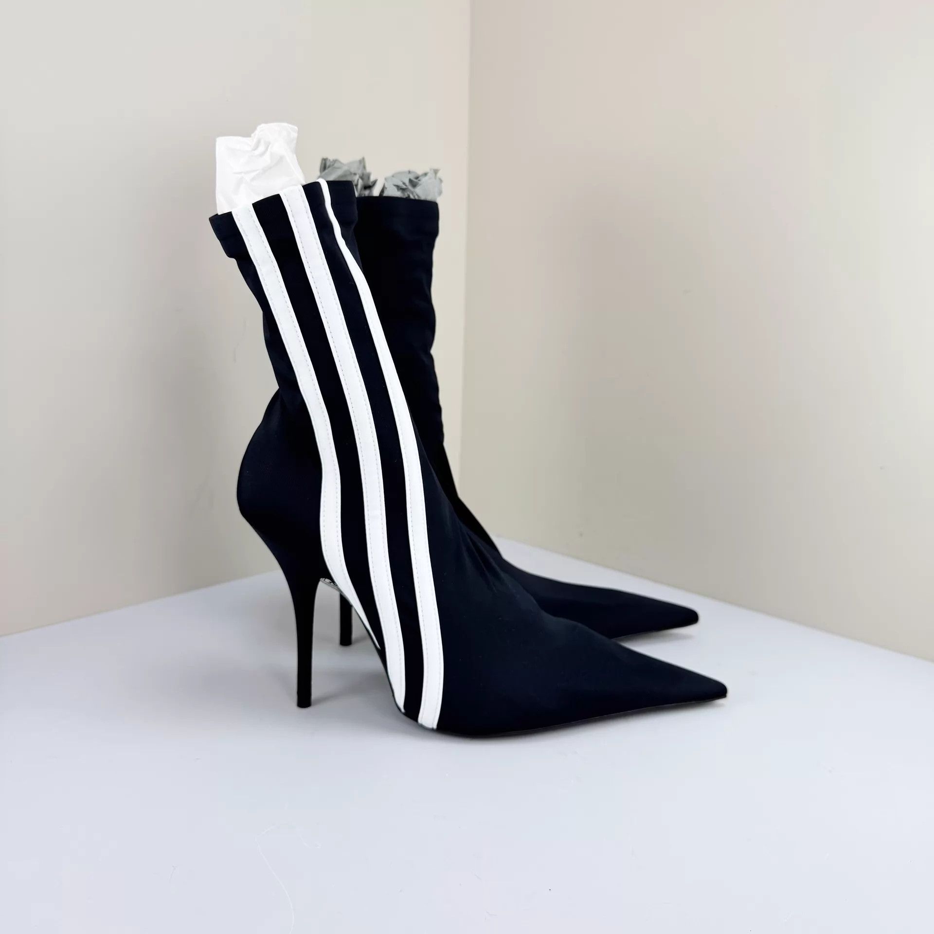 Balenciaga Balenciaga x Adidas Women's Sock High Heel 37 (New) Size US 6.5 / IT 36.5 - 4 Thumbnail
