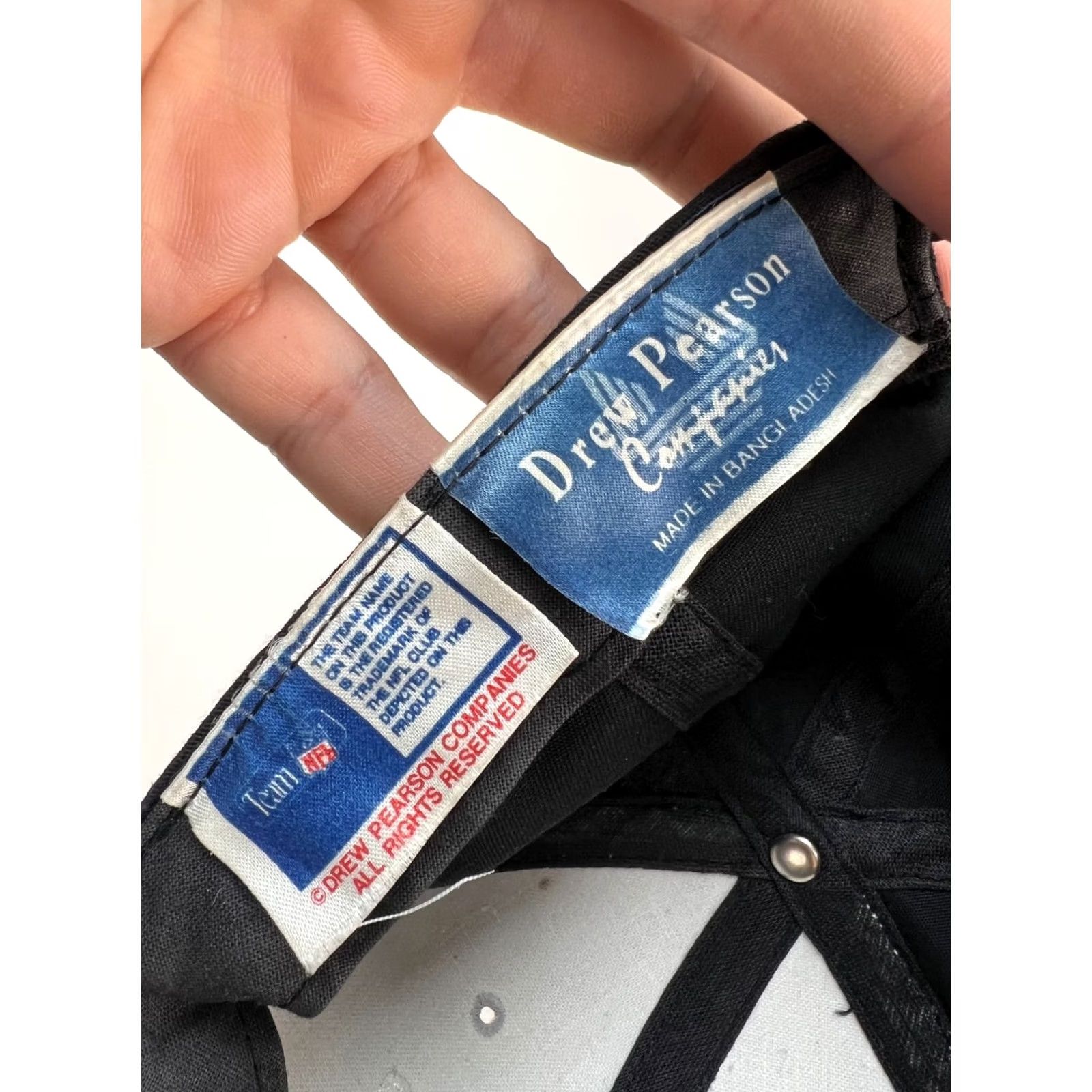 Drew VINTAGE Nike? (error) Size ONE SIZE - 2 Thumbnail