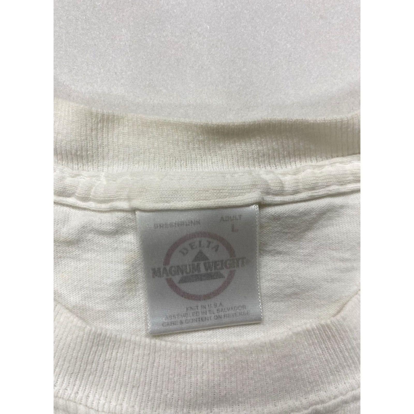Delta VINTAGE Delta USA Graphic Print T-Shirt Men Large White Cotton Logo Crew Neck Short Sleeve Size US L / EU 52-54 / 3 - 7 Thumbnail