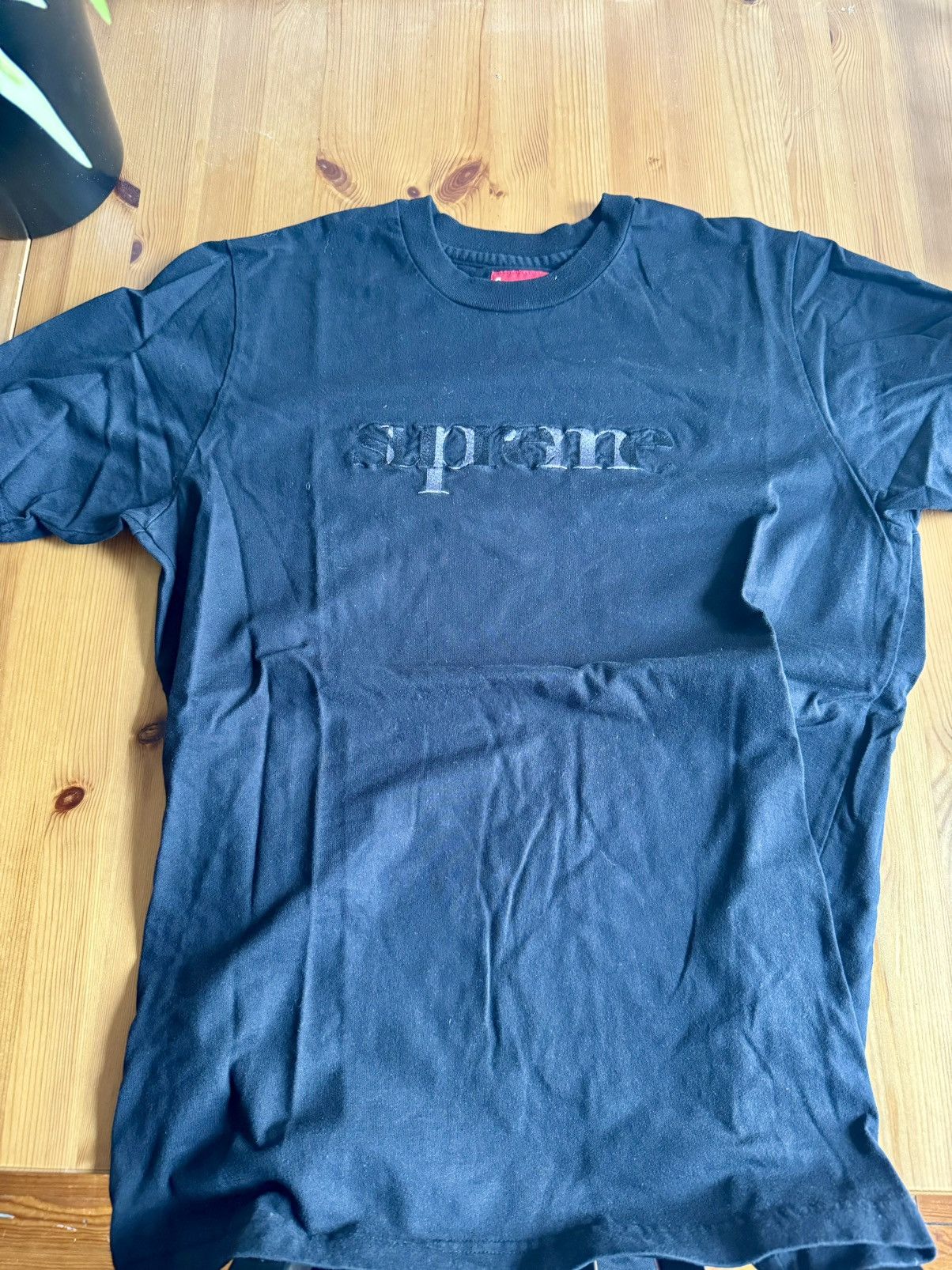 Supreme Supreme Black logo embroidered tee Size US M / EU 48-50 / 2 - 1 Thumbnail