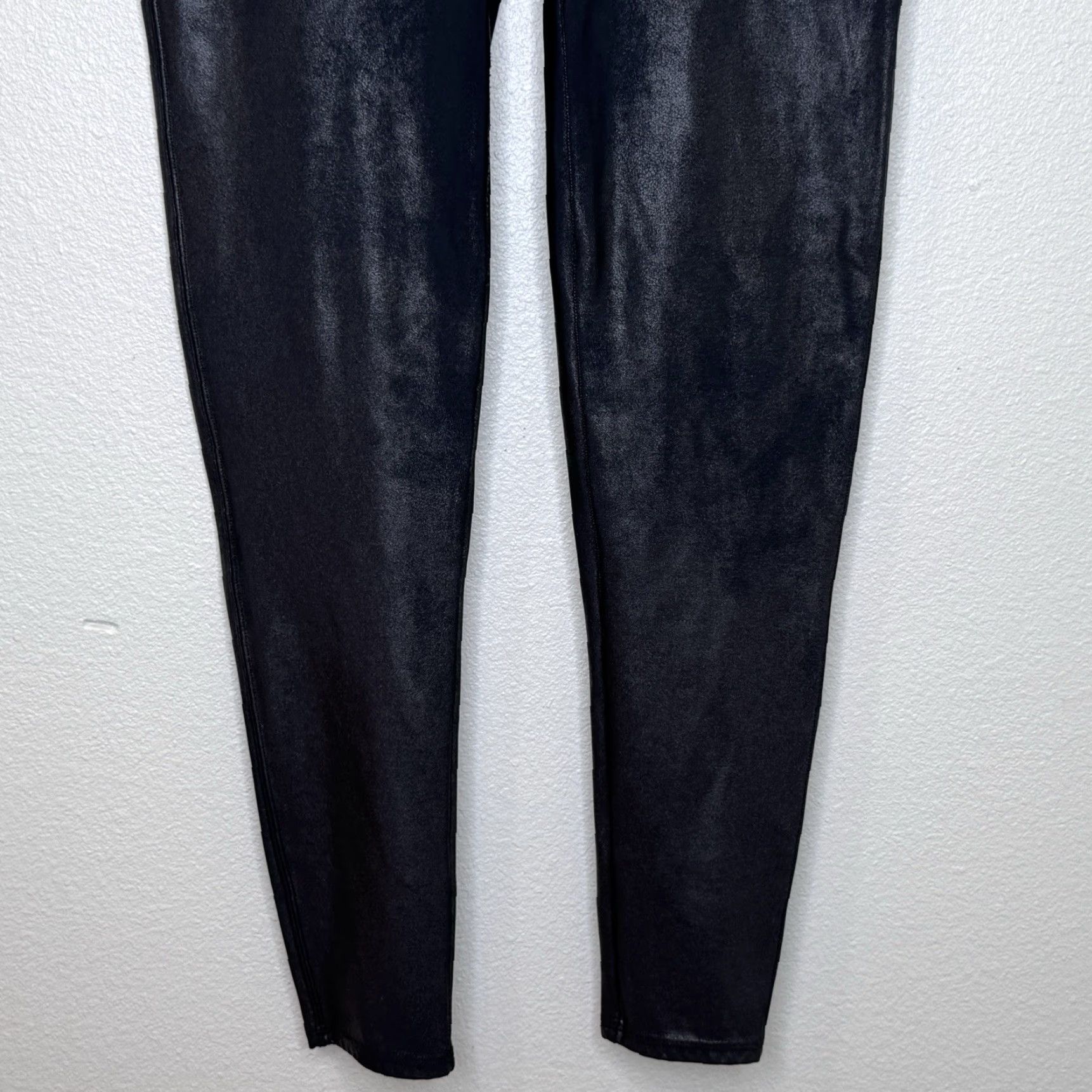 Spanx Spanx Faux Leather Leggings Womens XL Petite Black High Rise Waist Stretch Inseam 26 Size 40" / US 18 - 4 Thumbnail