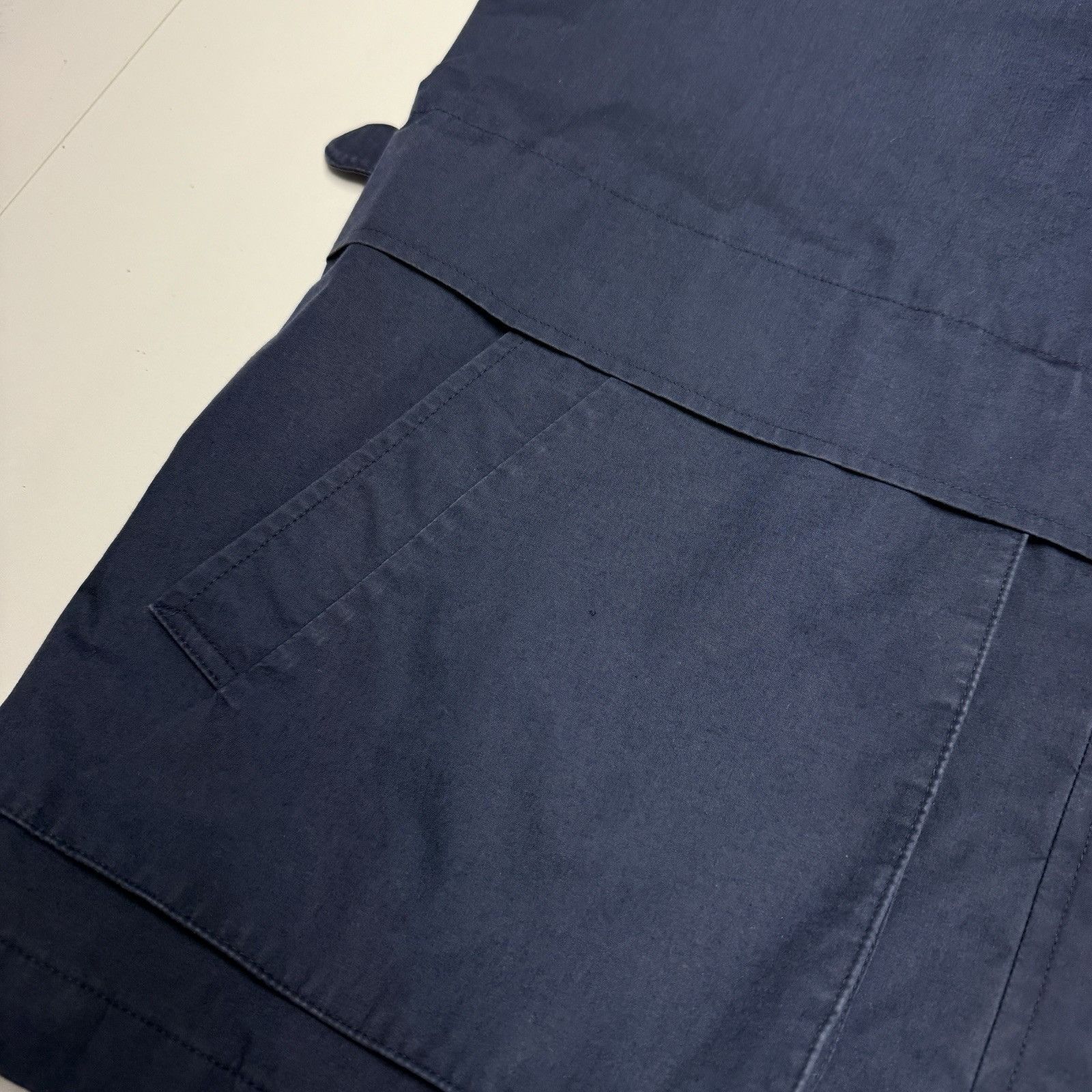Burberry Vintage Burberry Jacket Mens Large 24x28 Blue Hide a Hood En Size L / US 10 / IT 46 - 5 Thumbnail
