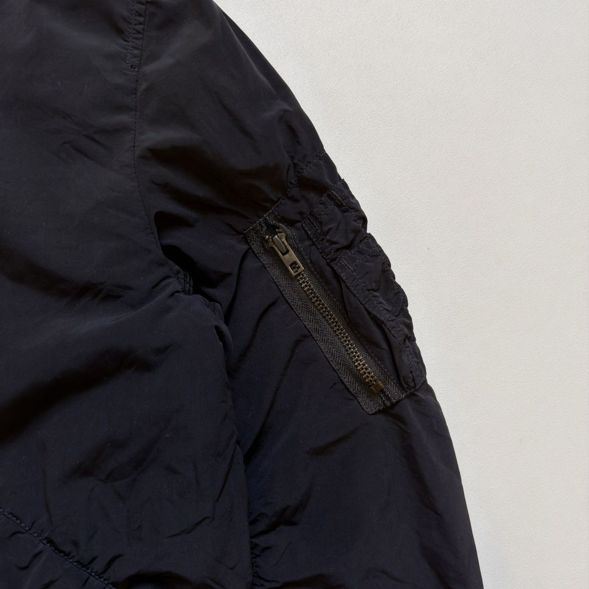 Comme des Garcons A/W 15 Over Dyed Black Bomber Jacket Size US L / EU 52-54 / 3 - 8 Thumbnail