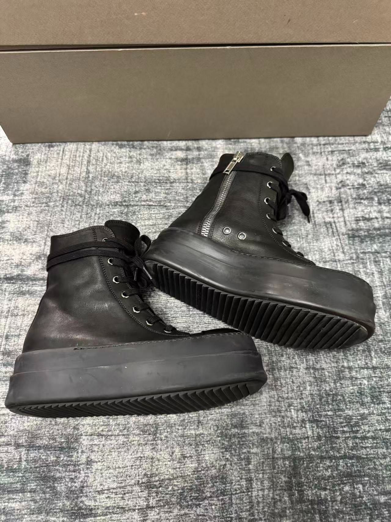 Rick Owens Rick Owens Black Hitop Sneakers 36 Women Size US 6 / IT 36 - 1 Thumbnail