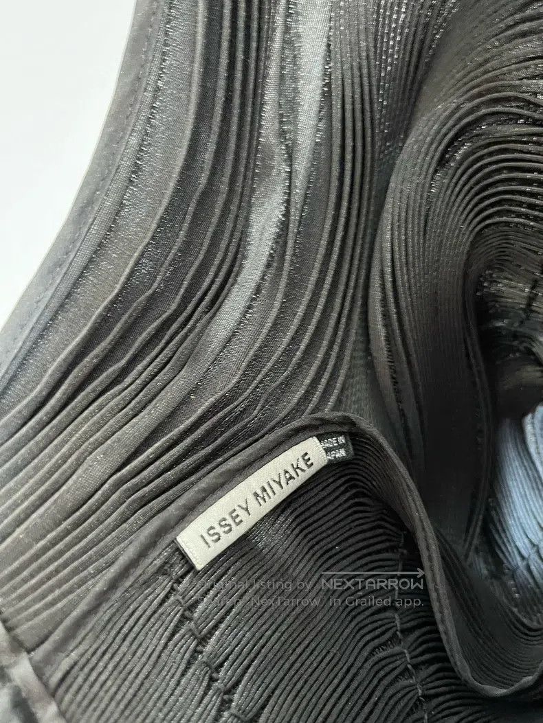 Issey Miyake Issey Miyake Alien Hat Black Size ONE SIZE - 6 Thumbnail