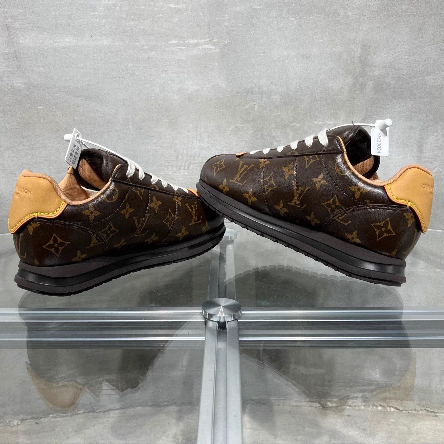 Louis Vuitton LV Aganshoe Monogram UK5.5/39.5 NIB Size US 6.5 / EU 39-40 - 5 Thumbnail
