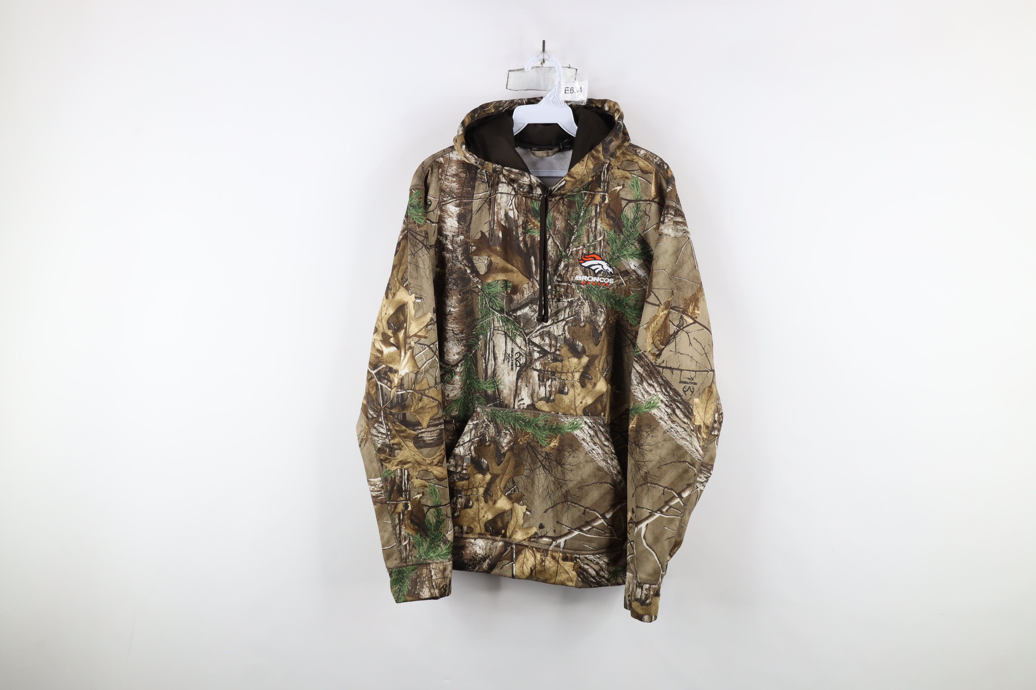 Vintage Vintage Realtree Camouflage Denver Broncos Football Hoodie Size US M / EU 48-50 / 2 - 1 Thumbnail