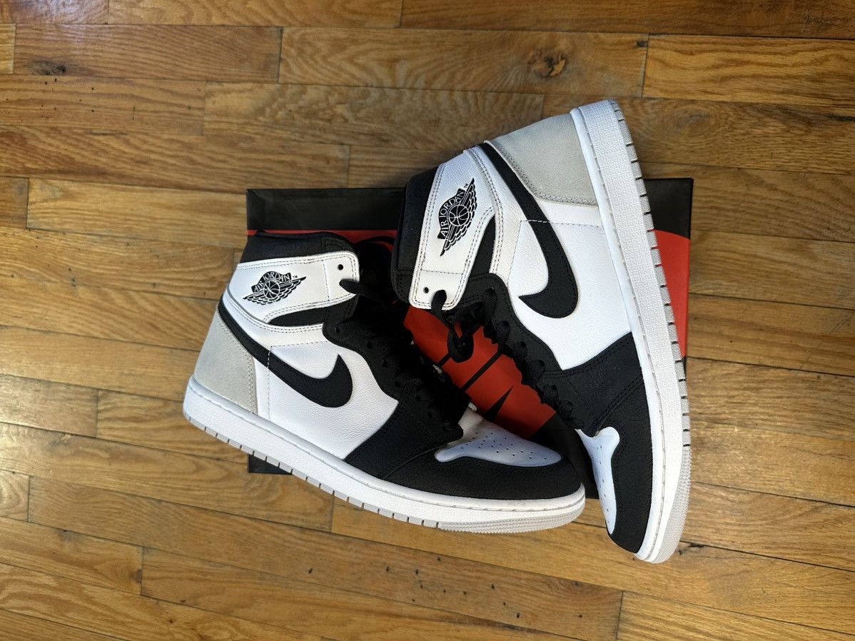 Jordan Brand Air Jordan 1 Retro High OG 'Stage Haze Size US 11 / EU 44 - 2 Thumbnail