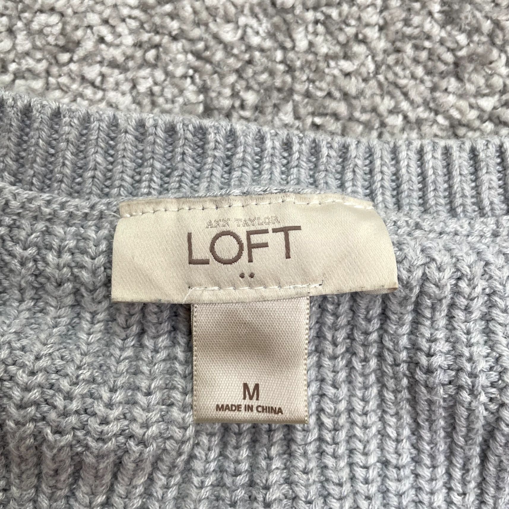 Loft LOFT Pullover Sweater Womens Medium Gray Crochet Knit Casual Crew Neck Raglan Size M / US 6-8 / IT 42-44 - 4 Thumbnail