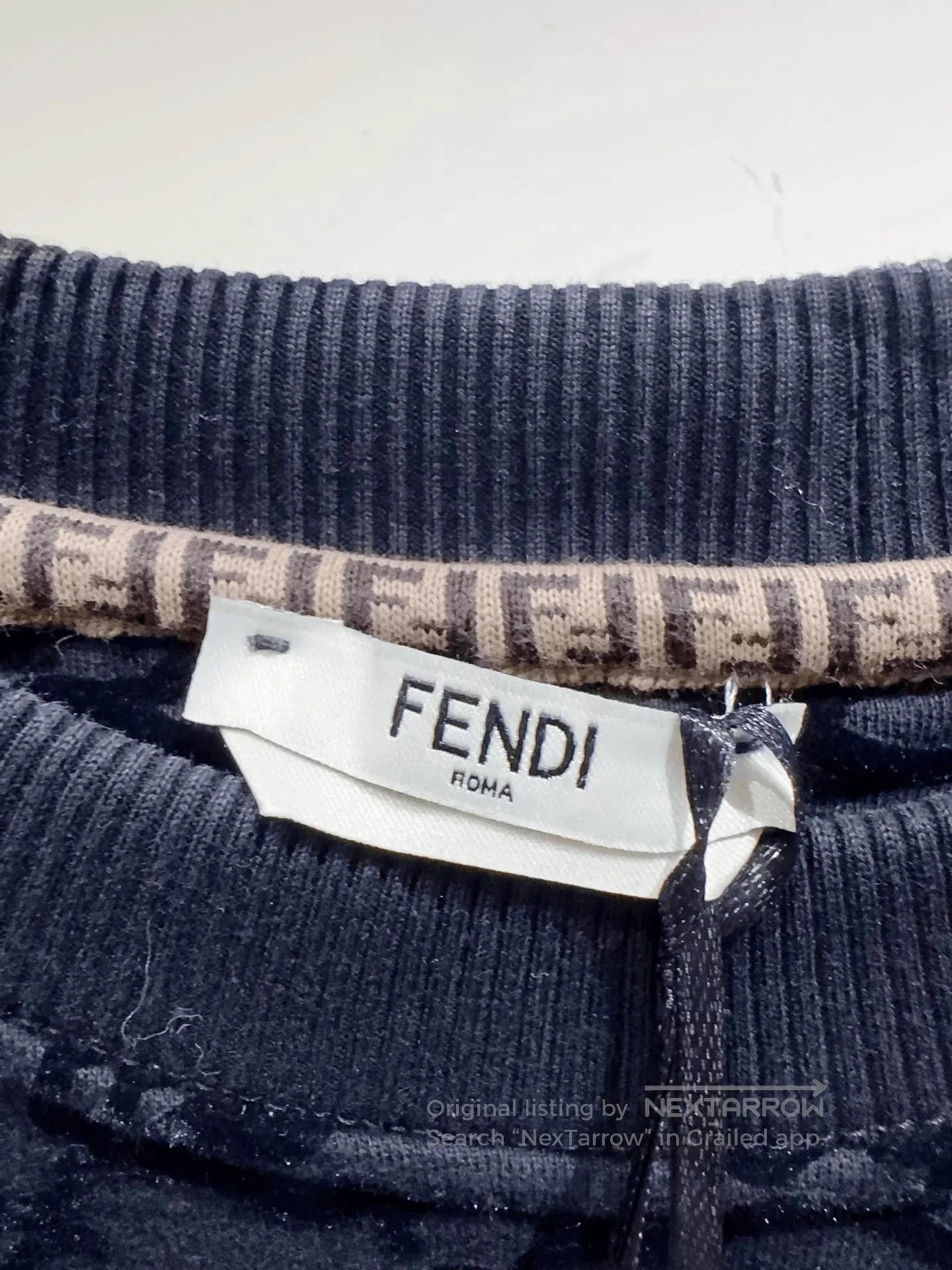 Fendi Fendi Flocked Logo Sweatshirt. Size S / US 4 / IT 40 - 3 Thumbnail