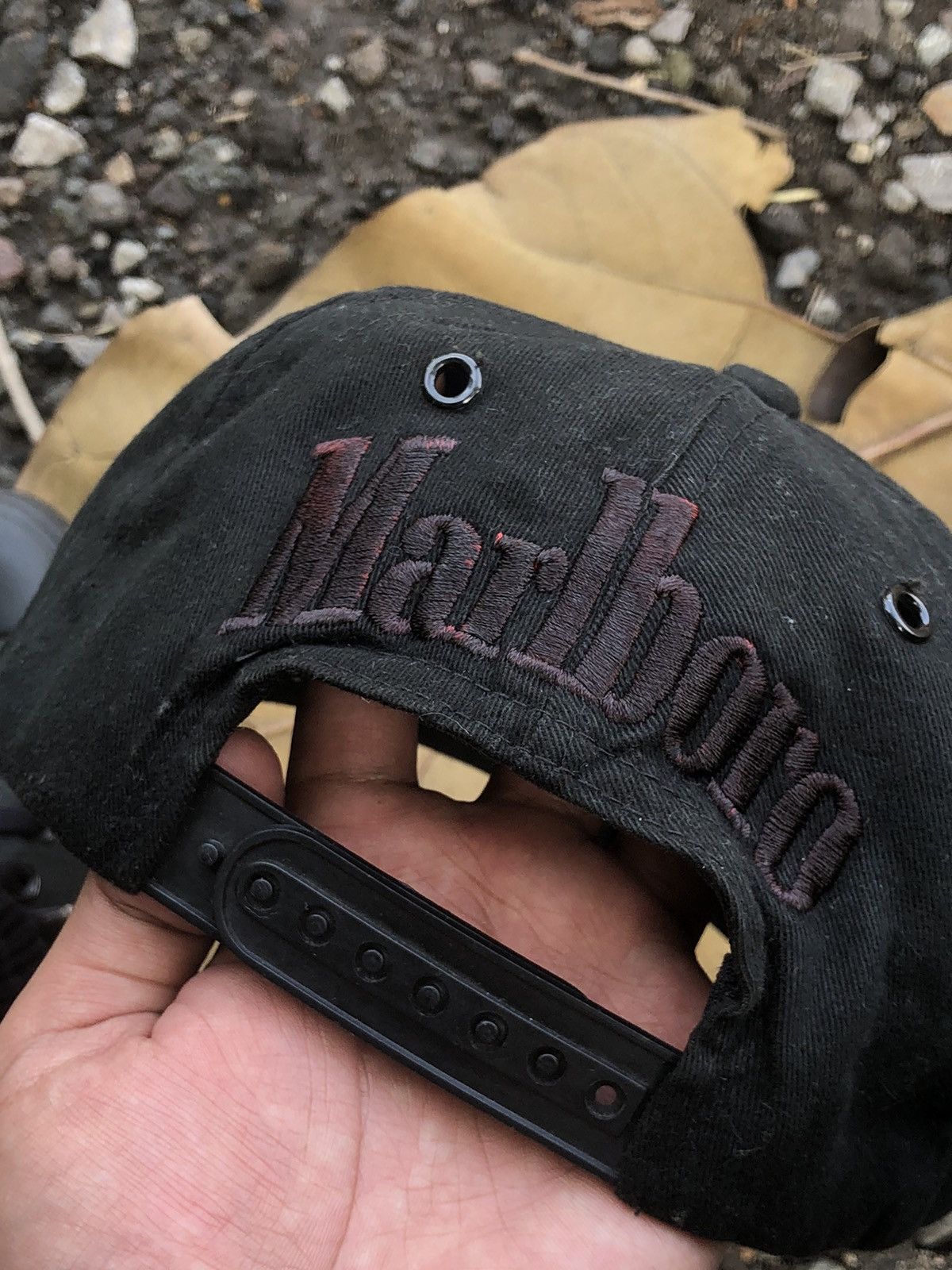 Marlboro Adventure Team 🔥RARE🔥 VINTAGE MARLBORO ADVENTURE TEAM LIZARD Size ONE SIZE - 10 Thumbnail