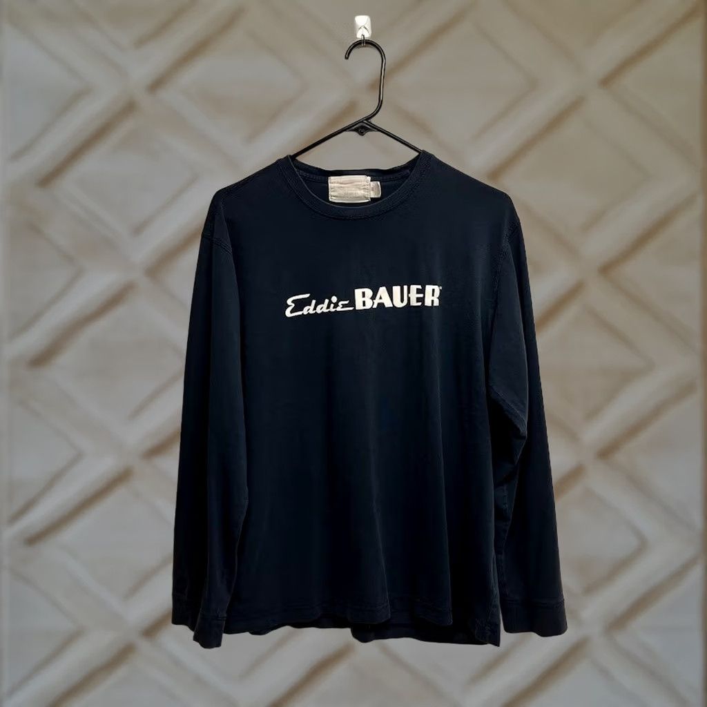 Eddie Bauer Eddie Bauer T-Shirt Navy Blue Long Sleeve Crewneck Men M Size US M / EU 48-50 / 2 - 1 Thumbnail
