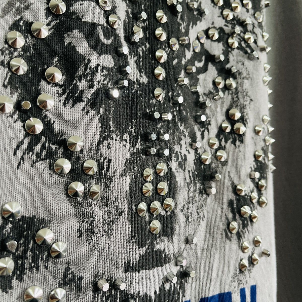 Massimo Dutti Distressed Inditex Beautiful Rebel Stones Fox Ripped TShirt Size US XL / EU 56 / 4 - 11 Thumbnail