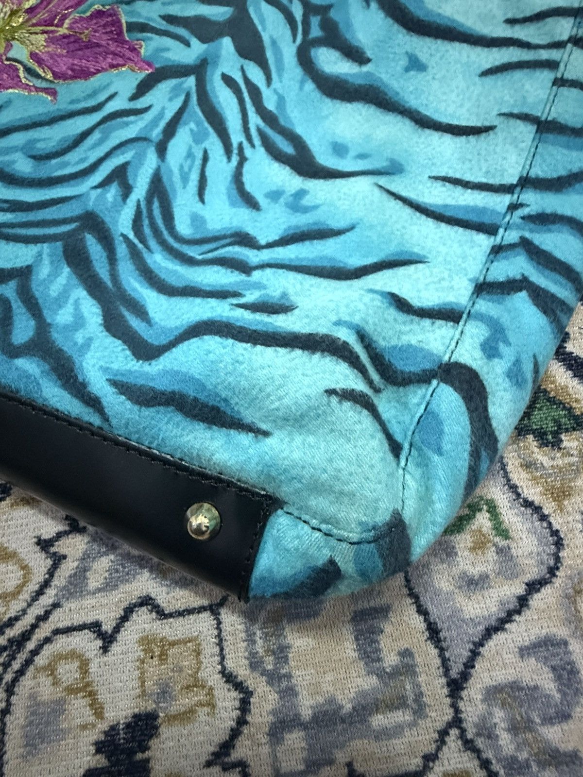 Versace Versace Jeans Couture faux fur handbag blue zebra stripe Size ONE SIZE - 7 Thumbnail