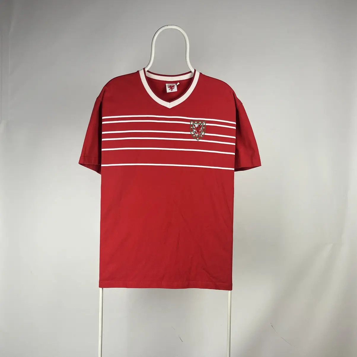 Vintage Vintage Wales Tshirt football tee size XXLarge Size US XXL / EU 58 / 5 - 1 Thumbnail