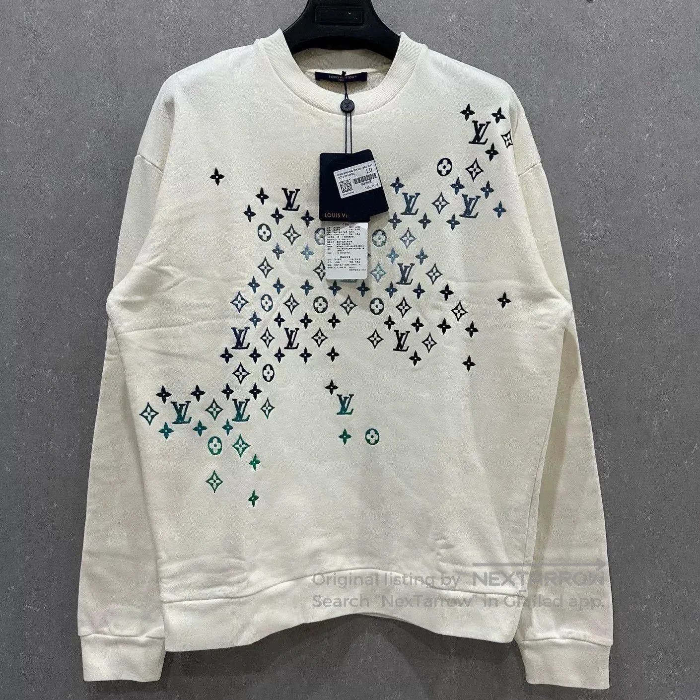 Louis Vuitton Louis Vuitton White Logo Monogram Cotton Sweatshirt. Size US L / EU 52-54 / 3 - 1 Thumbnail