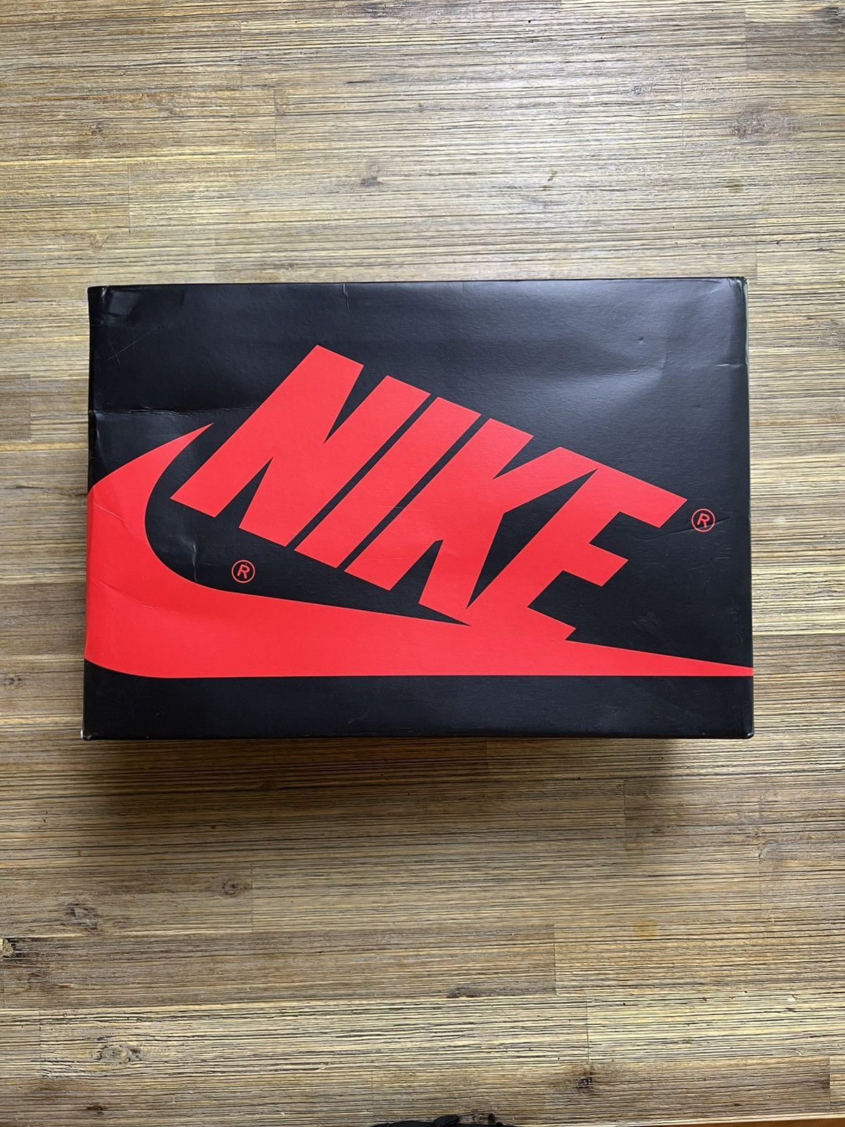 Nike Air Jordan 1 Retro High OG "Court Purple" taglia 42 Size US 9 / EU 42 - 11 Thumbnail