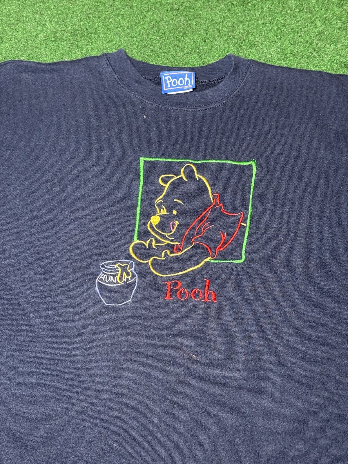 Disney × Vintage Vintage 90s Winnie The Pooh Cropped Crewneck Sweatshirt Size L / US 10 / IT 46 - 2 Thumbnail
