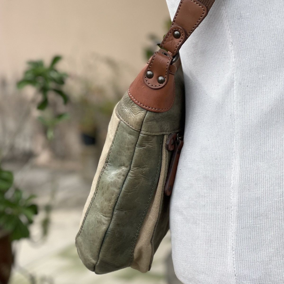 Japanese Brand × Leather C'omodo + plust Leather Sling Bag Size ONE SIZE - 7 Thumbnail