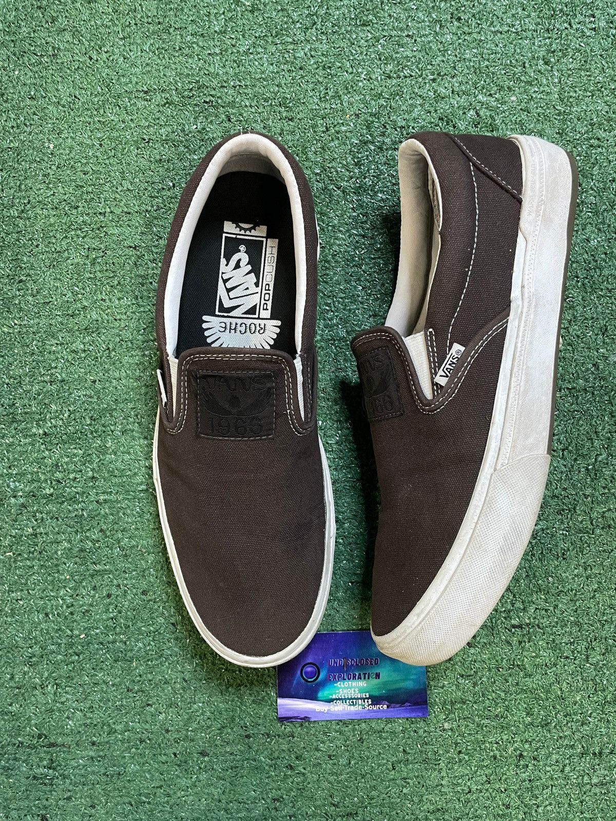 Vans Vans Dakota Roche Slip-On size 10men/11.5women Size US 10 / EU 43 - 1 Thumbnail