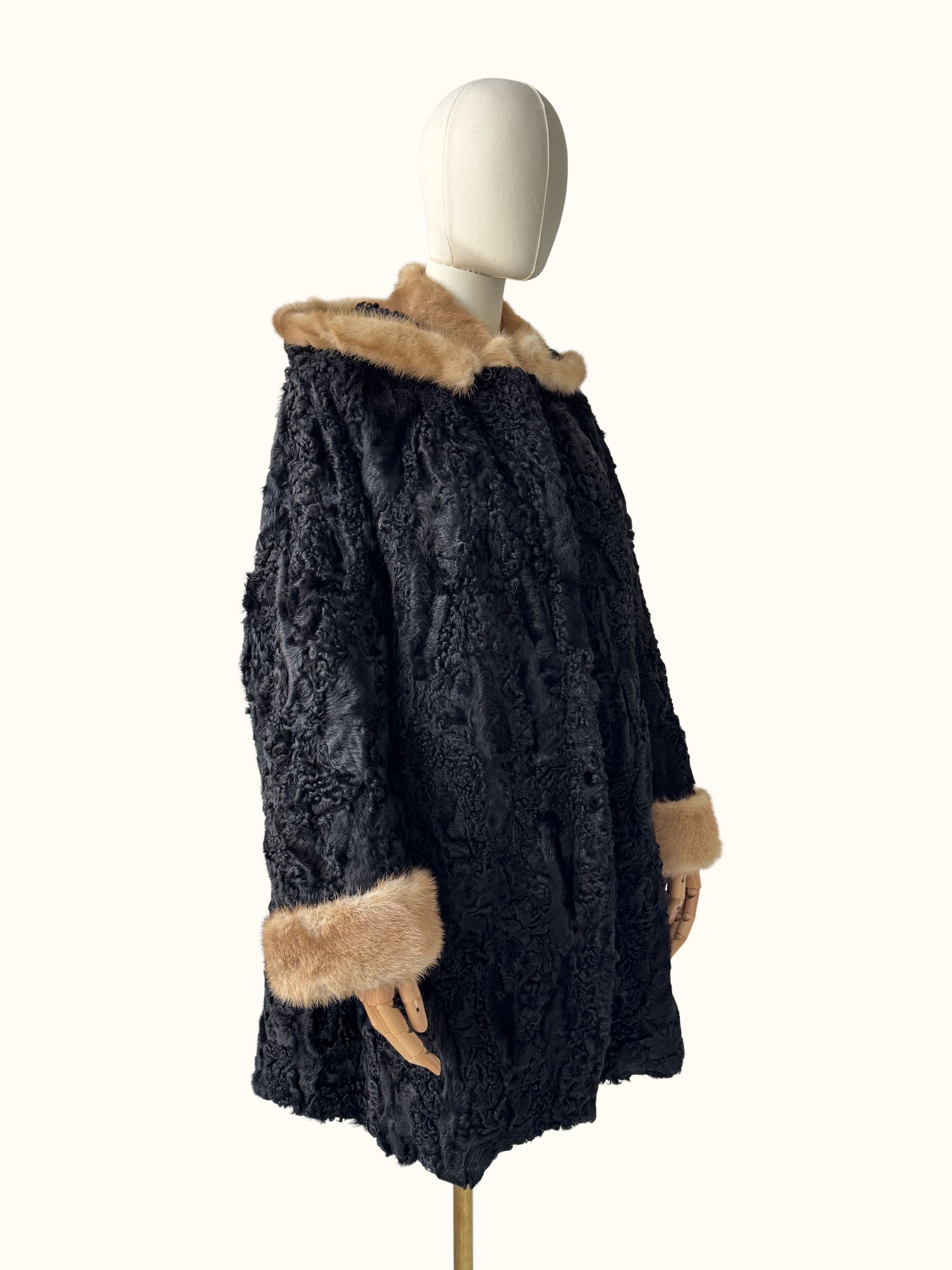 Vintage Vintage Real Fur Hooded Coat Size L / US 10 / IT 46 - 3 Thumbnail