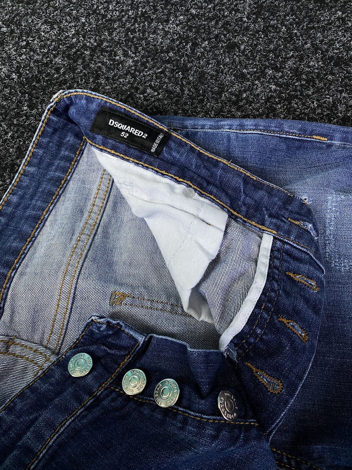 Dsquared2 Dsquared2 Distressed Denim pants Jeans Made In Italy 🇮🇹 Size US 35 - 7 Thumbnail