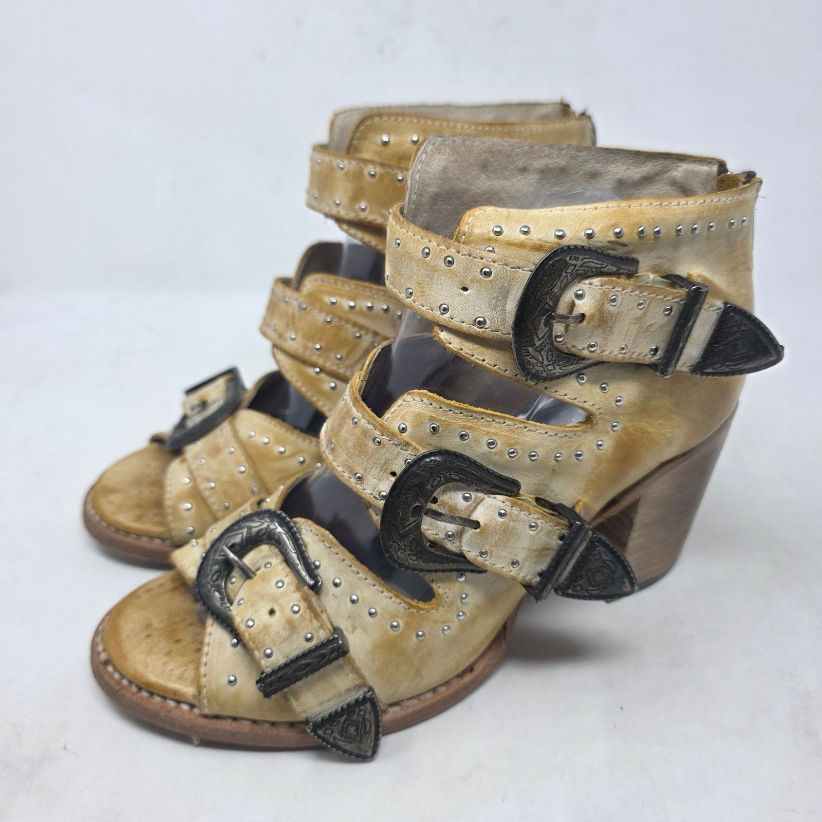 Freebird Violet Tan Leather Studded Buckle Heels Western 11