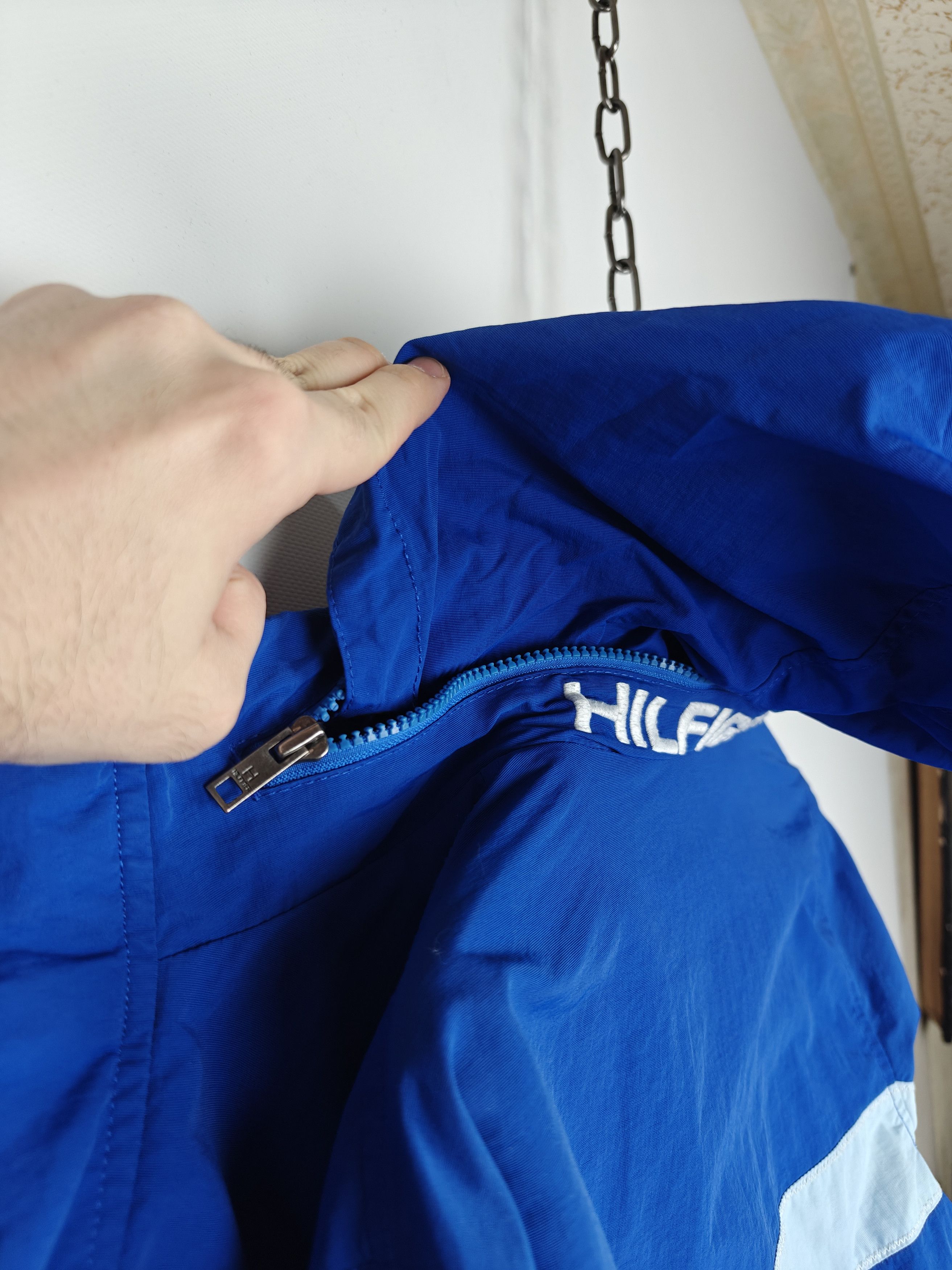 Tommy Hilfiger Tommy Hilfiger Jacket Zip Hooded Blue size M Size US M / EU 48-50 / 2 - 13 Thumbnail