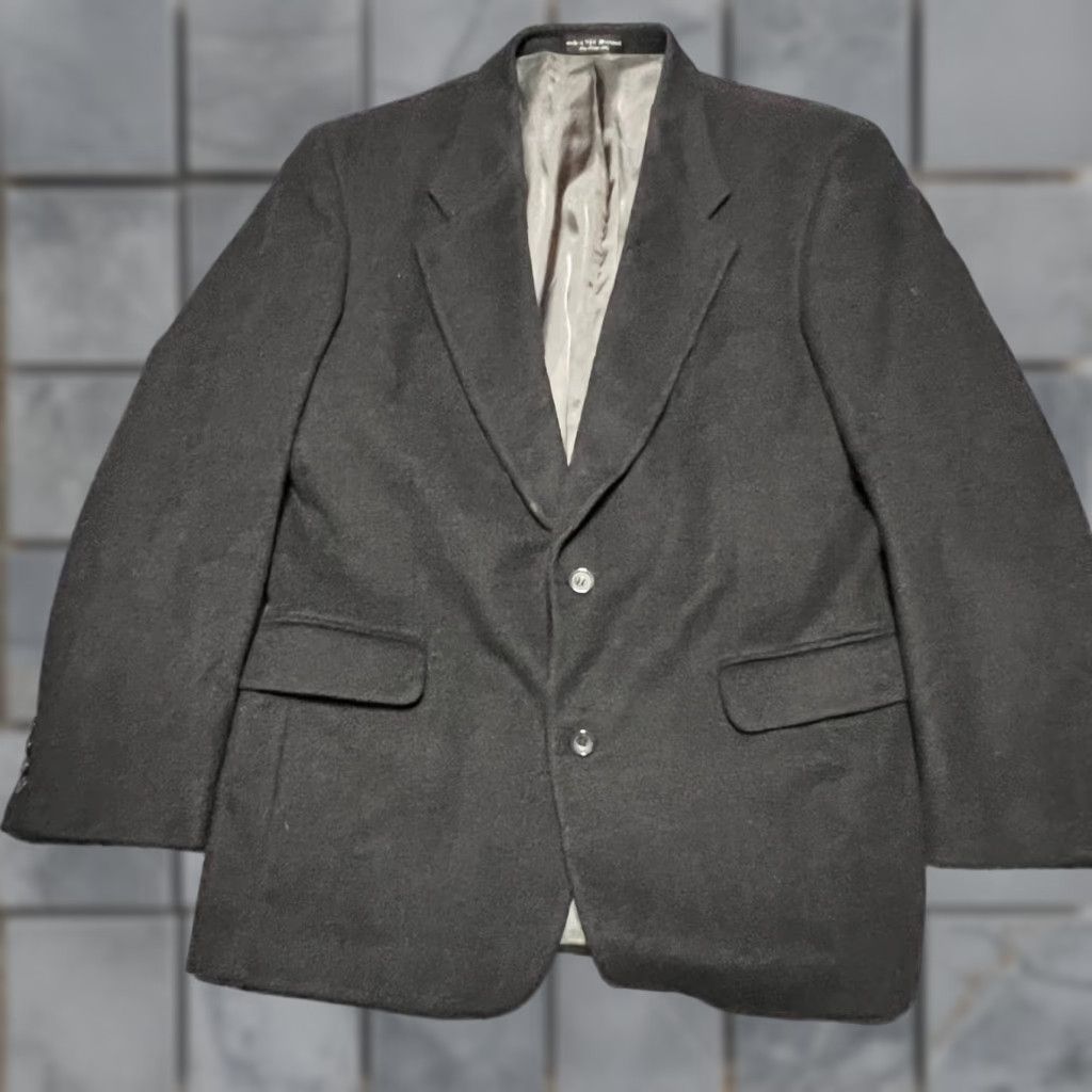 Vintage **Gianfranco Ruffini Gray Men's Size 44R Blazer Sport Coat** User: Gianfranco Ruffini Gray Men's Size 44R Blazer Sport Coat Size 44R - 1 Thumbnail