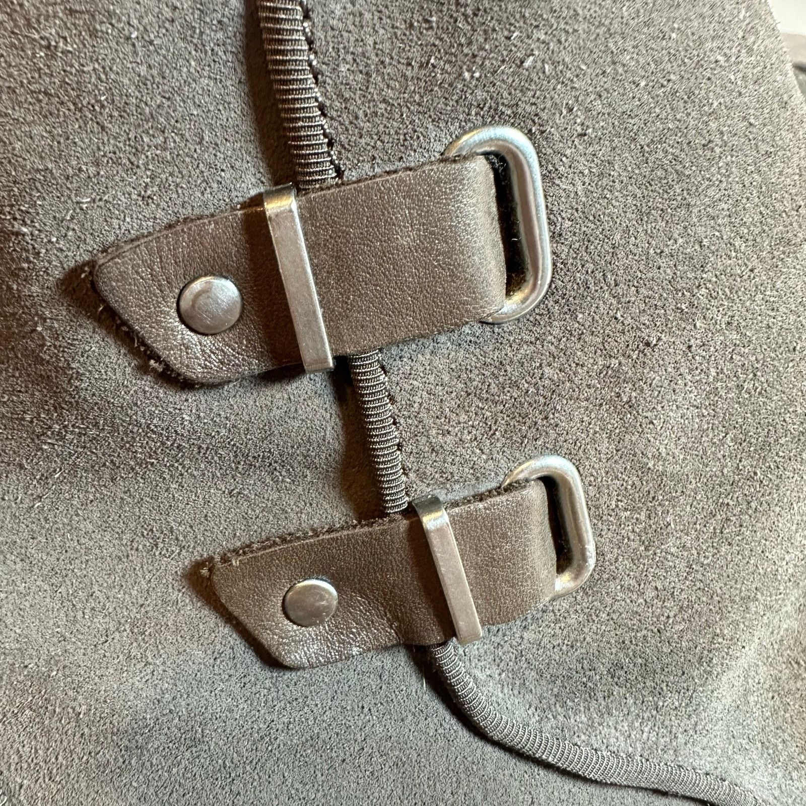 Clarks Clarks Taupe Suede Leather Booties Ankle Boots Heels 10 Size US 10 / IT 40 - 2 Thumbnail
