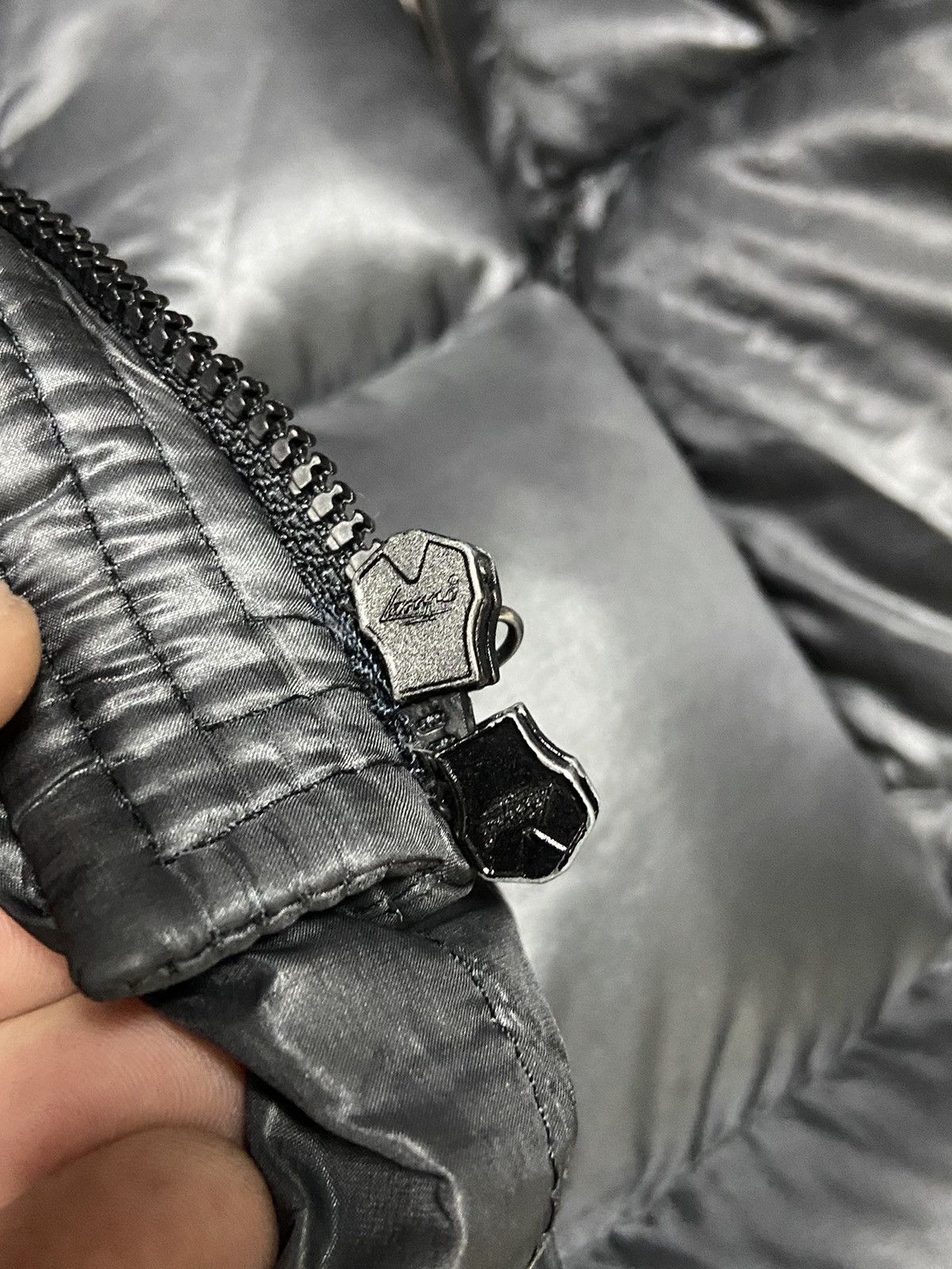 Moncler Moncler Berre Giubbotto puffer down jacket Size S / US 4 / IT 40 - 17 Thumbnail