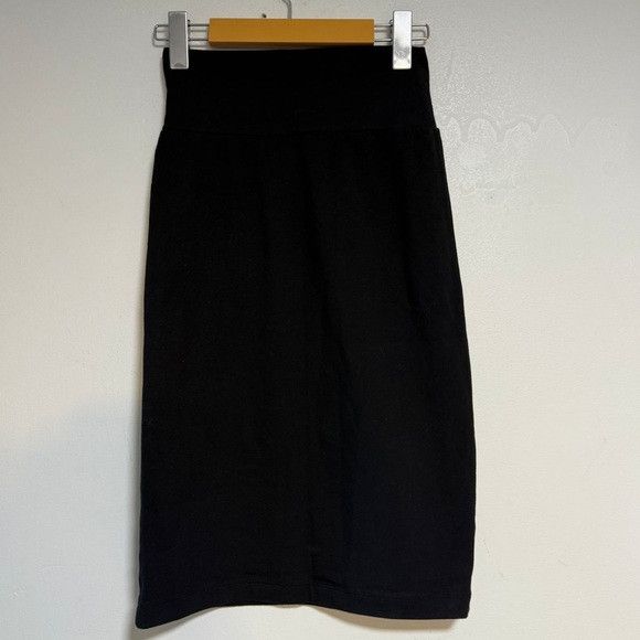 Velvet Velvet by Graham & Spencer Black Stretch Knit Skirt Size S Size 26" / US 2 / IT 38 - 2 Thumbnail