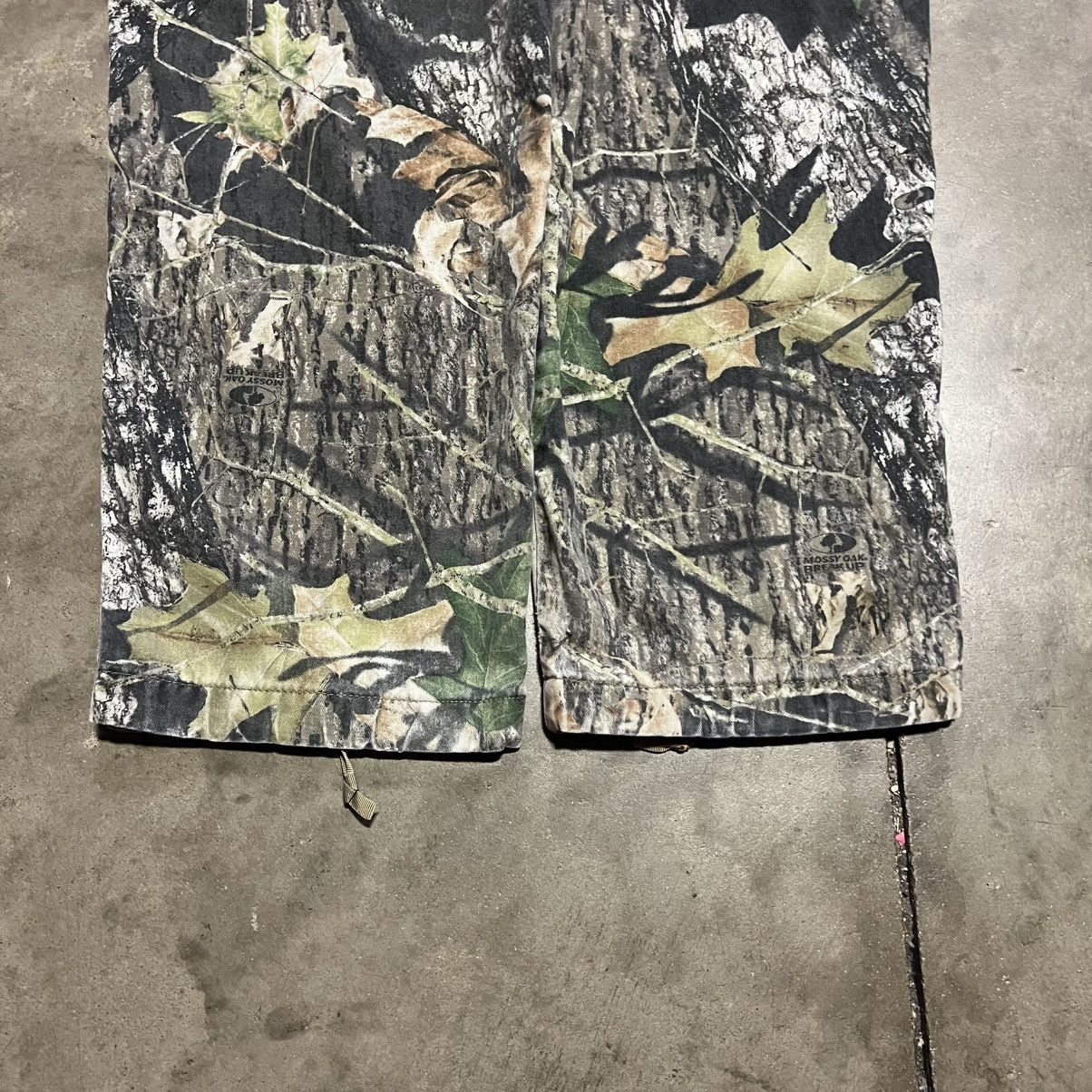 Cabelas Vintage Cabelas Camo Cargo Pants Hunting Woodland Baggy Y2K Size US 38 / EU 54 - 7 Thumbnail