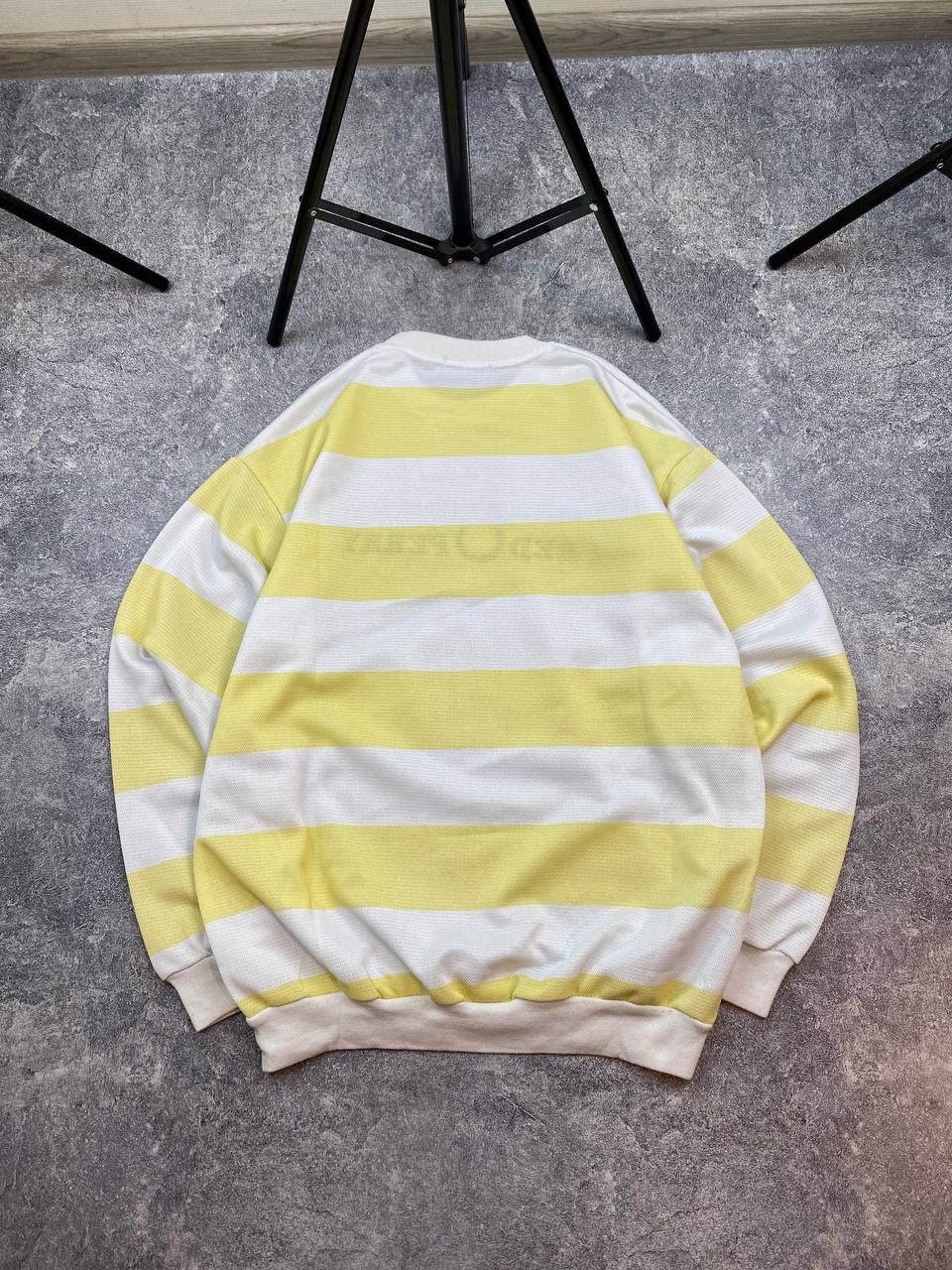 Fred Perry × Vintage Vintage Fred Perry sweater big logo sweatshirt Size US M / EU 48-50 / 2 - 2 Thumbnail